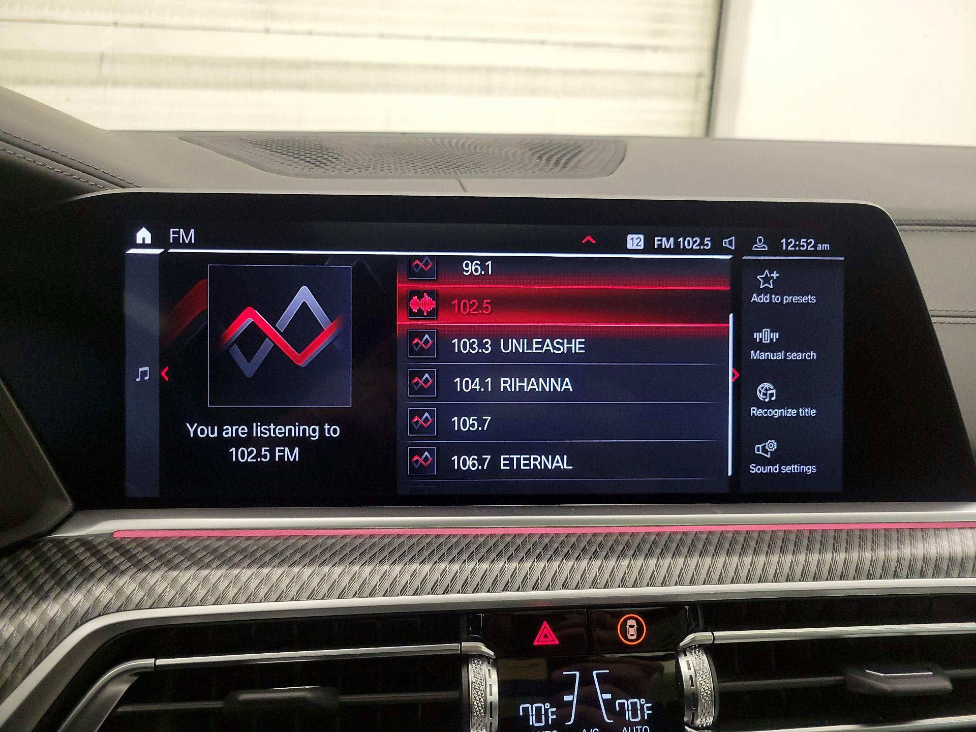 Thumbnail: 2022 BMW X6 - 16