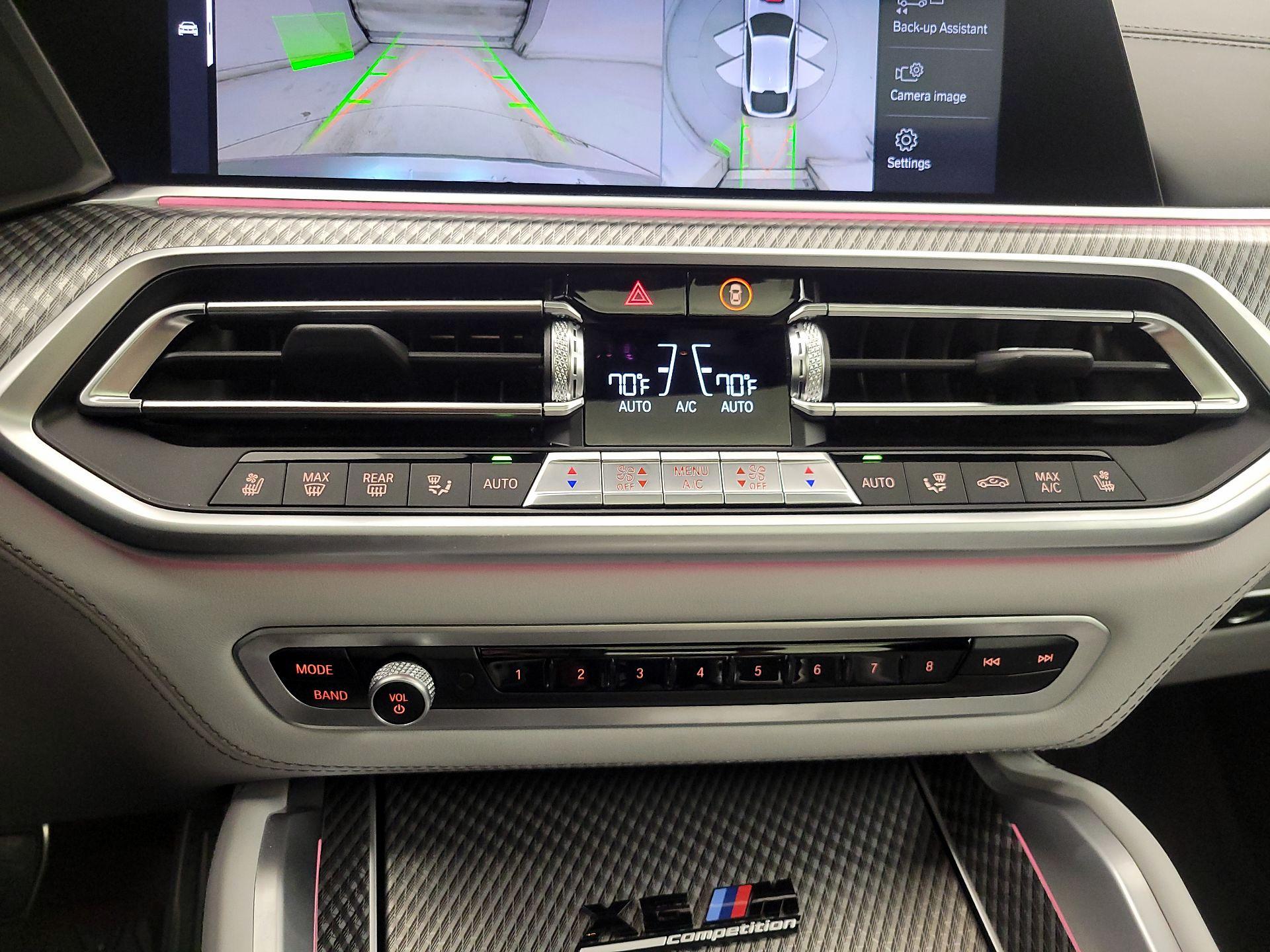 Thumbnail: 2022 BMW X6 - 17