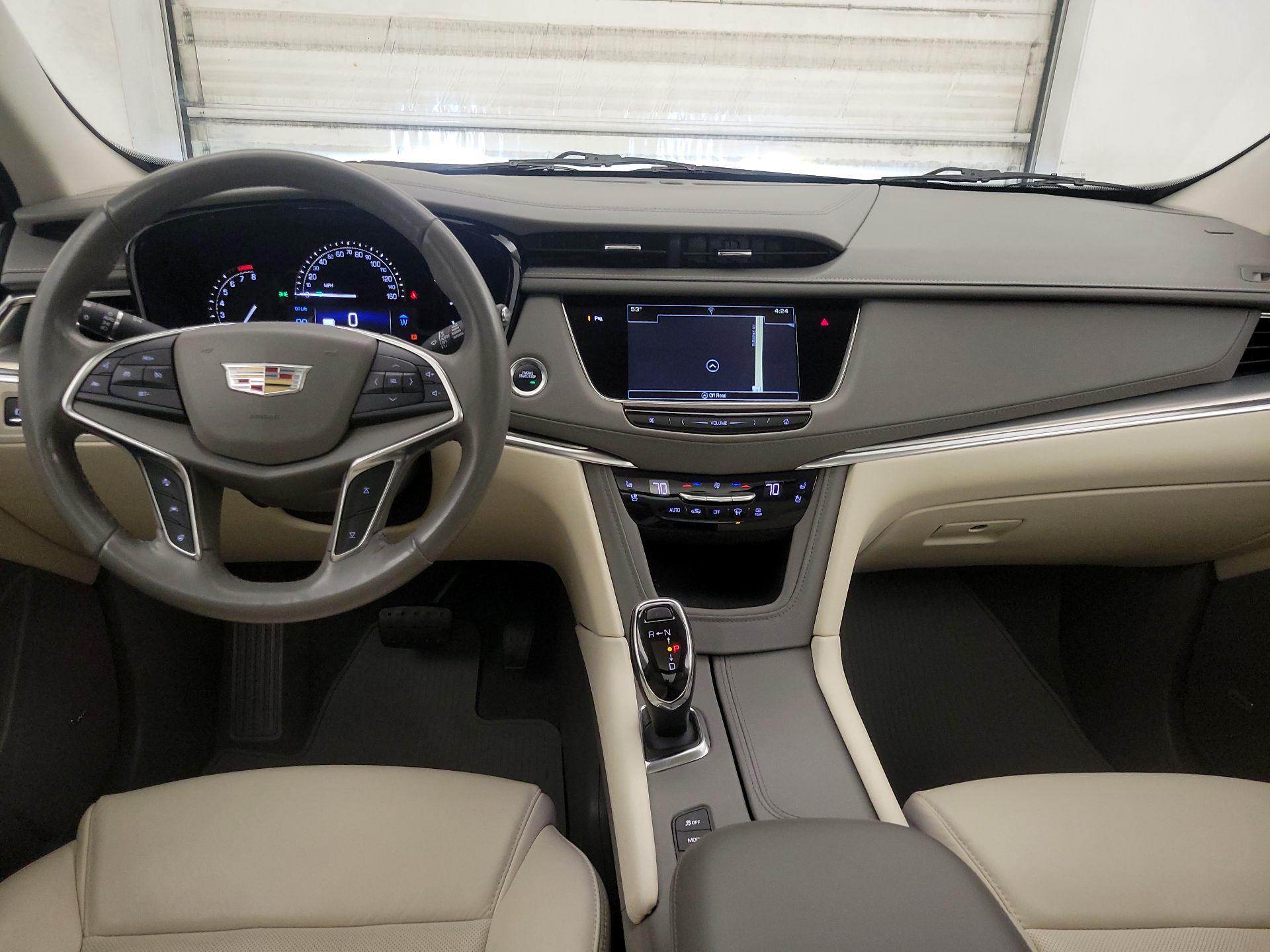 Thumbnail: 2018 Cadillac XT5 - 9