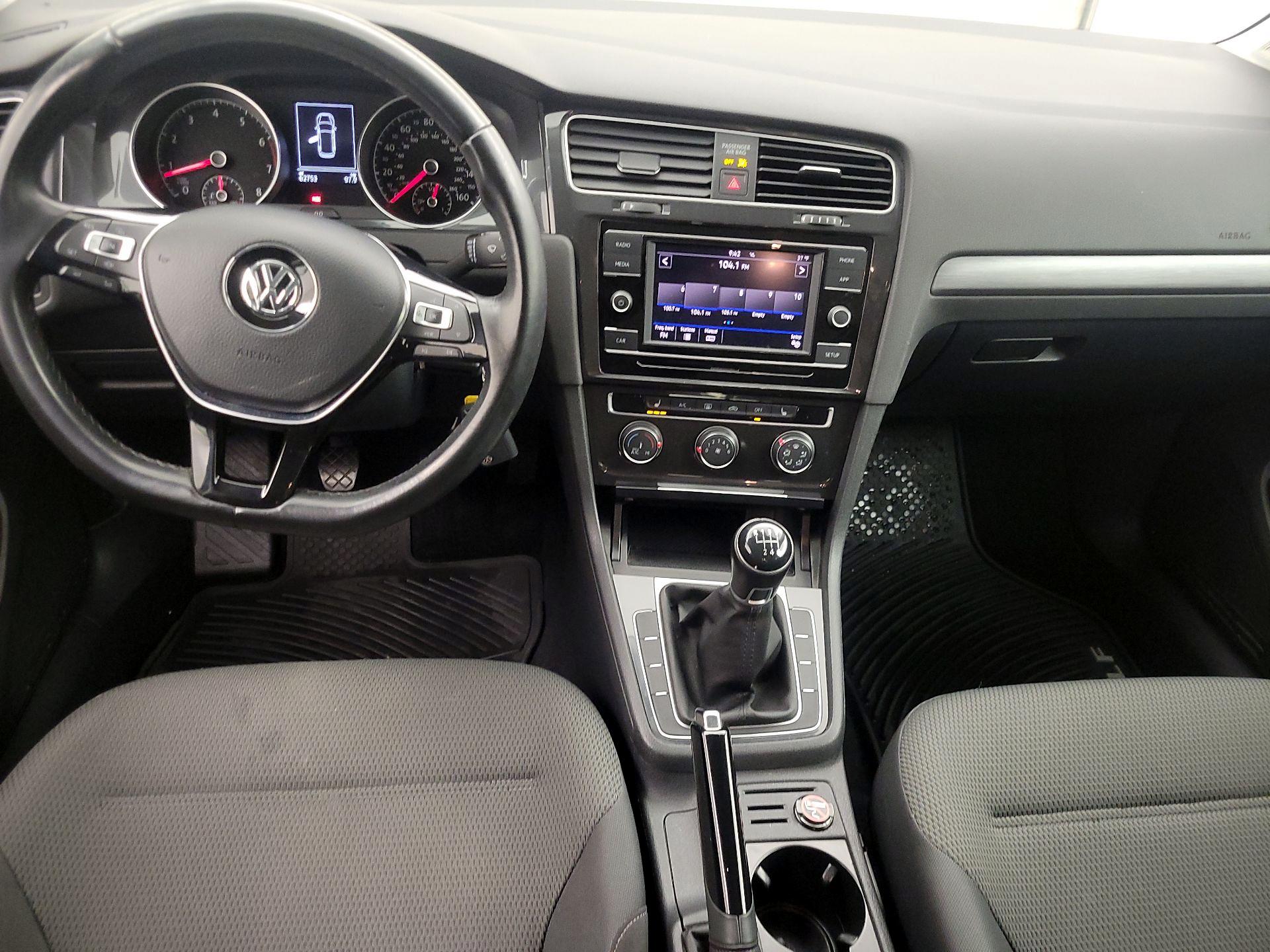 Thumbnail: 2019 Volkswagen Golf - 9