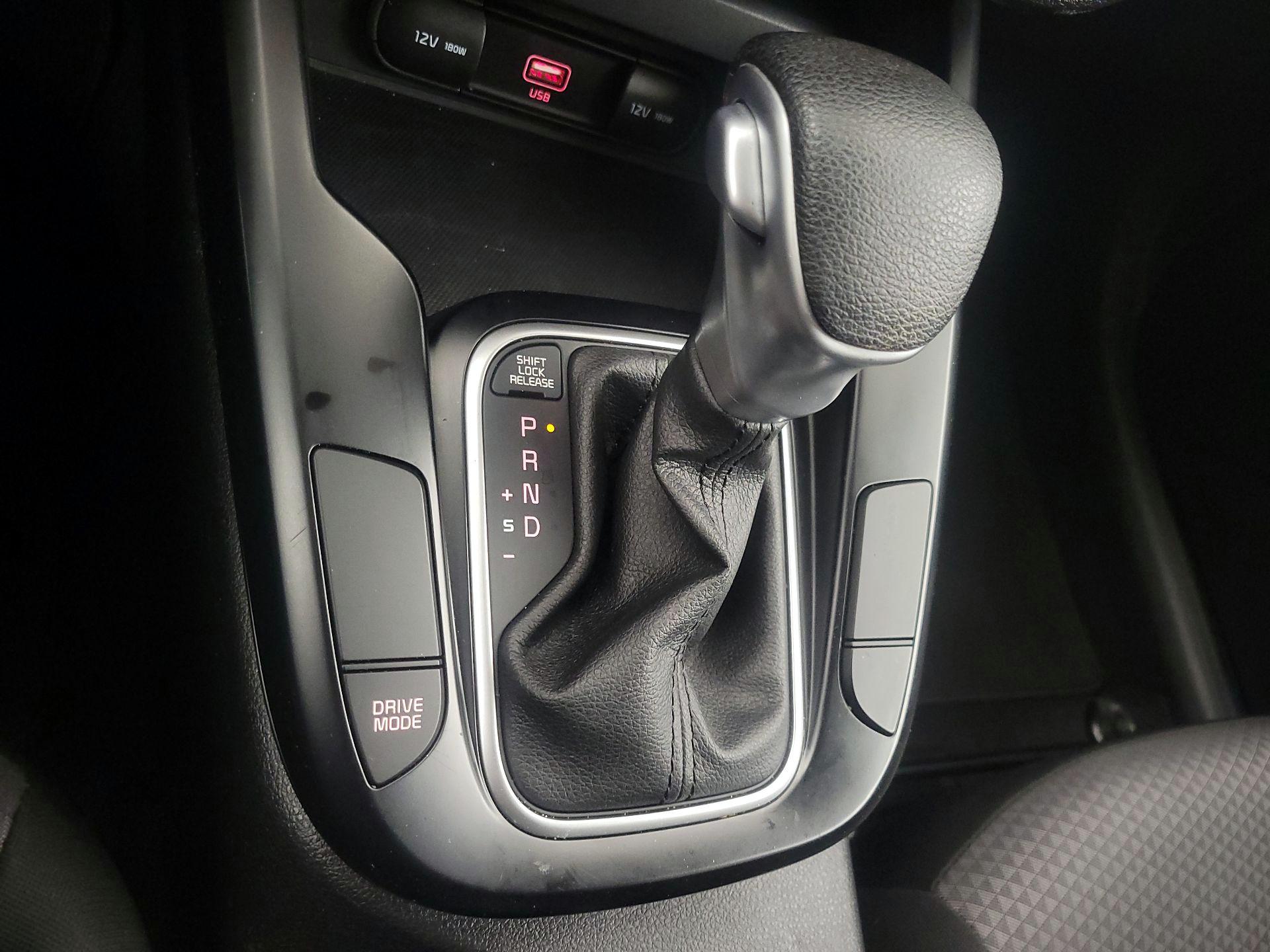 Thumbnail: 2020 Kia Soul - 17