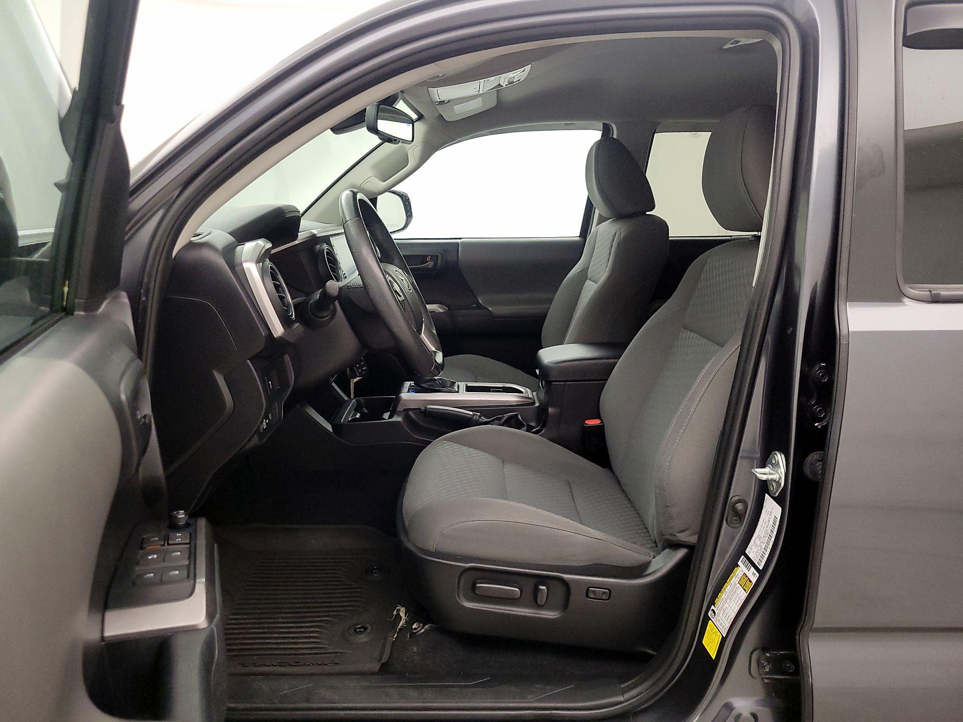 Thumbnail: 2022 Toyota Tacoma - 11