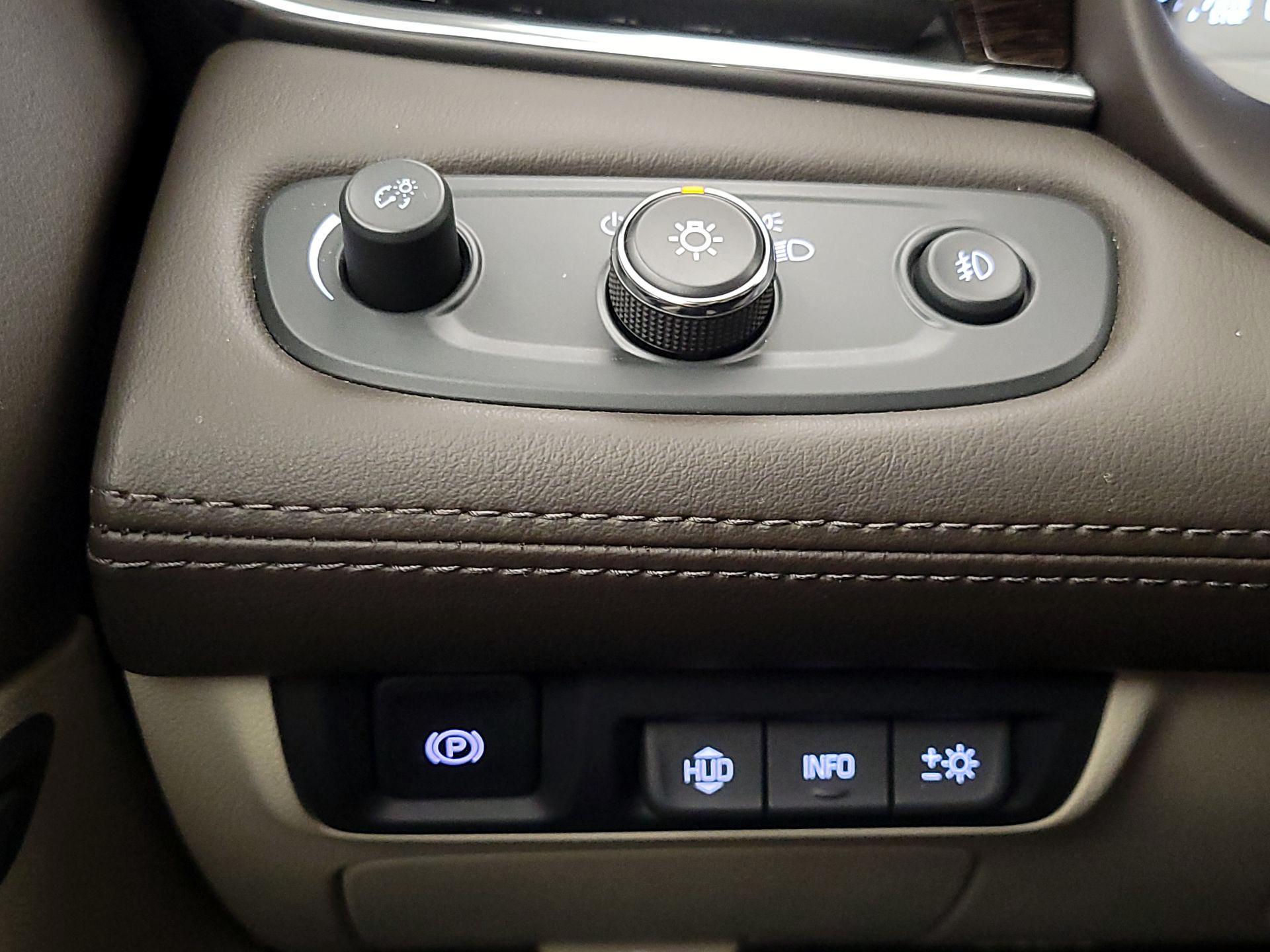 Thumbnail: 2017 Buick LaCrosse - 13