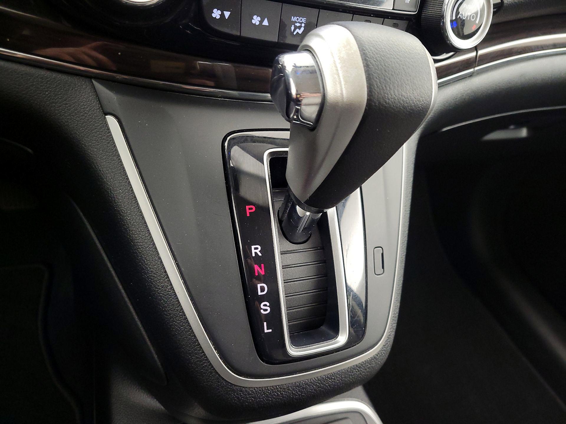 Thumbnail: 2016 Honda CR-V - 17