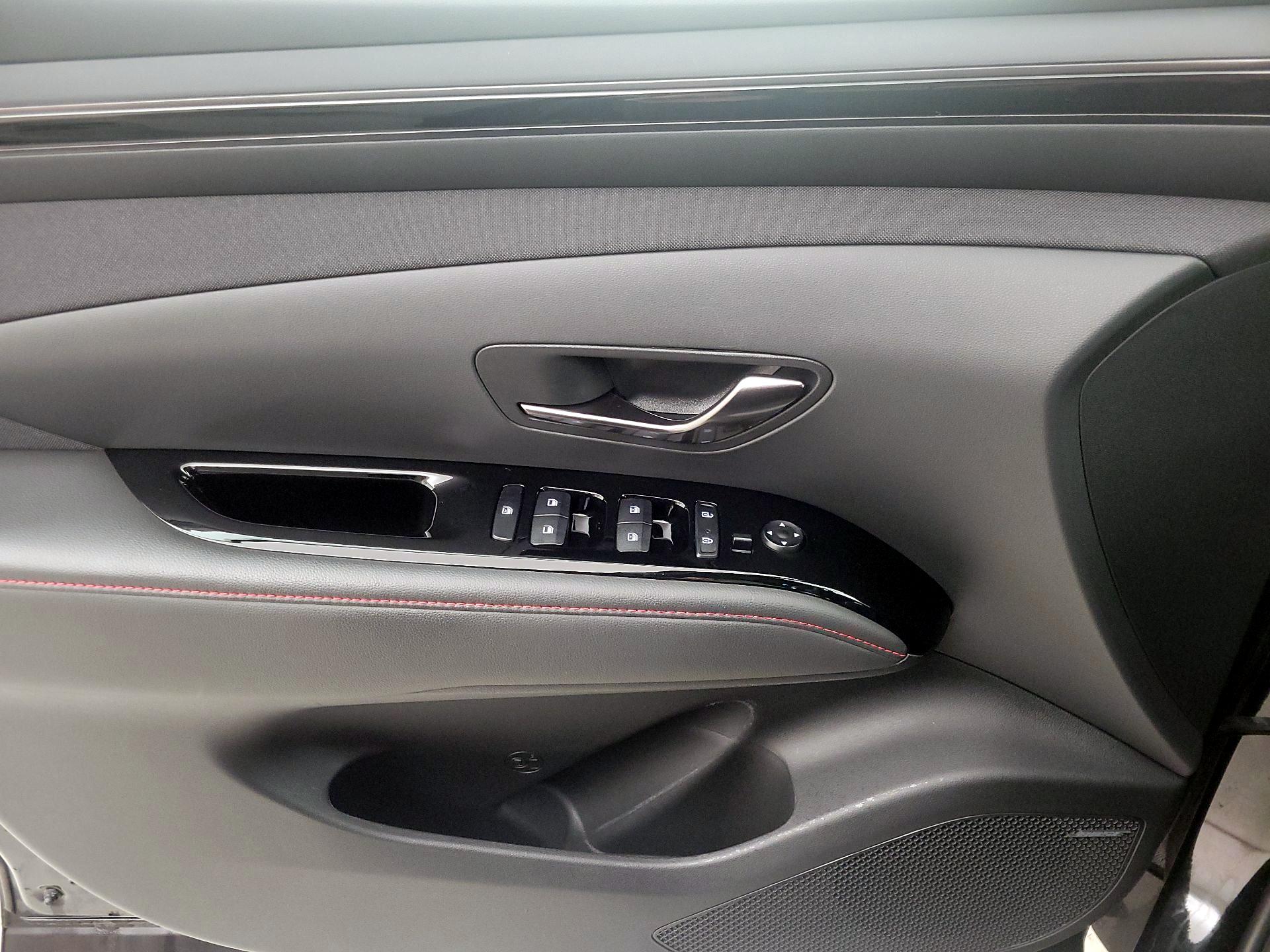 Thumbnail: 2024 Hyundai Tucson - 12