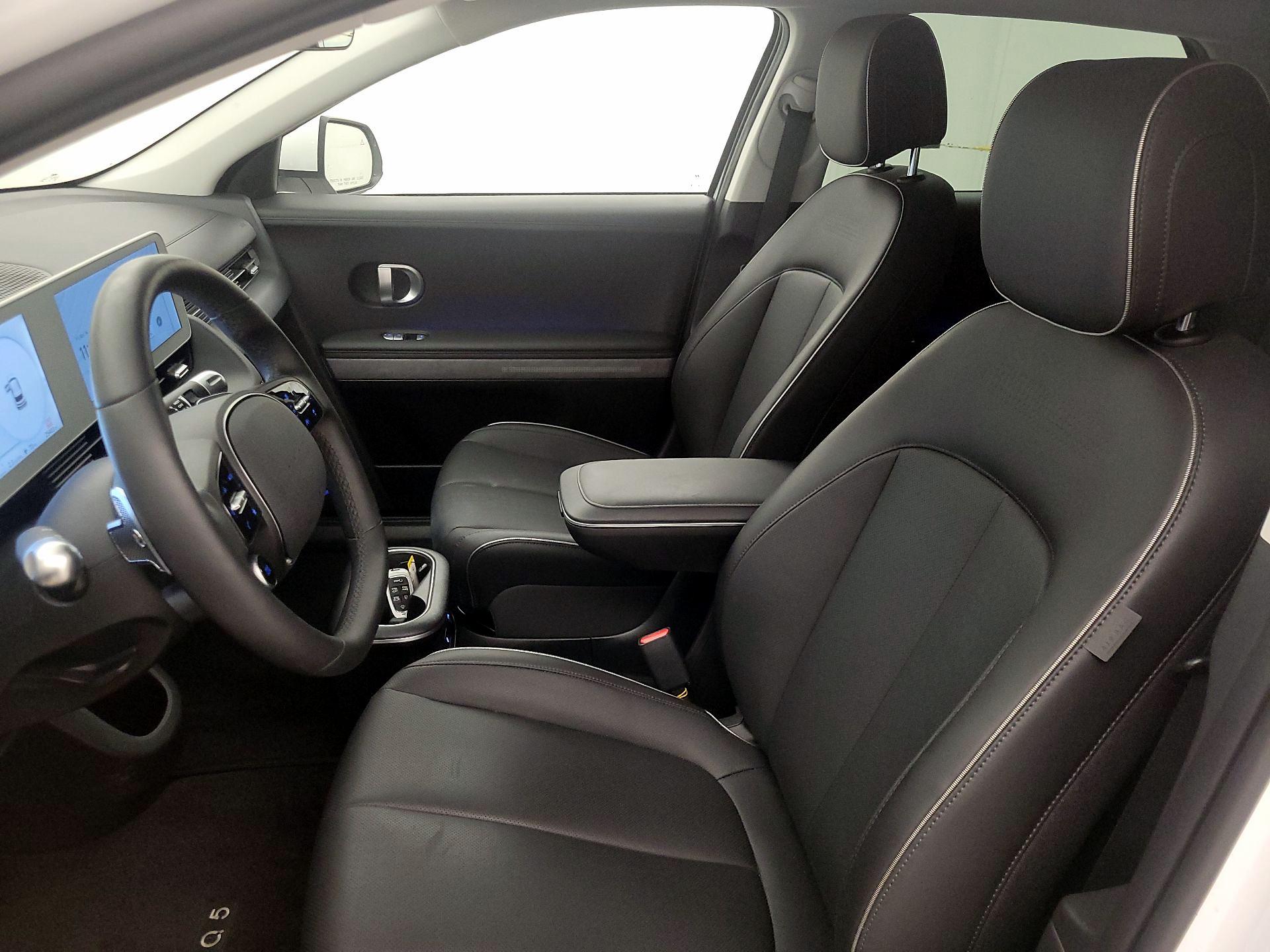 Thumbnail: 2023 Hyundai Ioniq 5 - 11