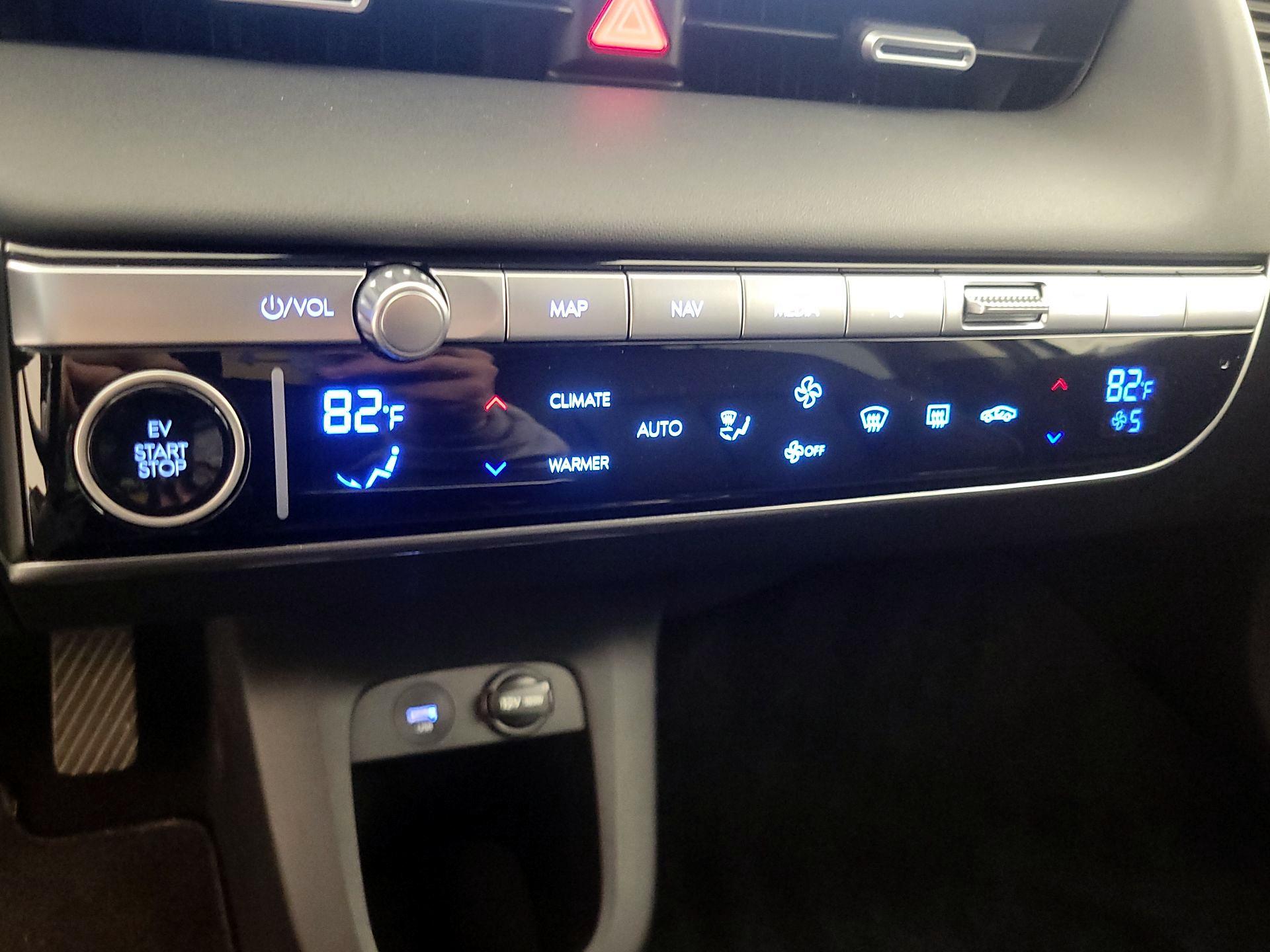 Thumbnail: 2023 Hyundai Ioniq 5 - 16