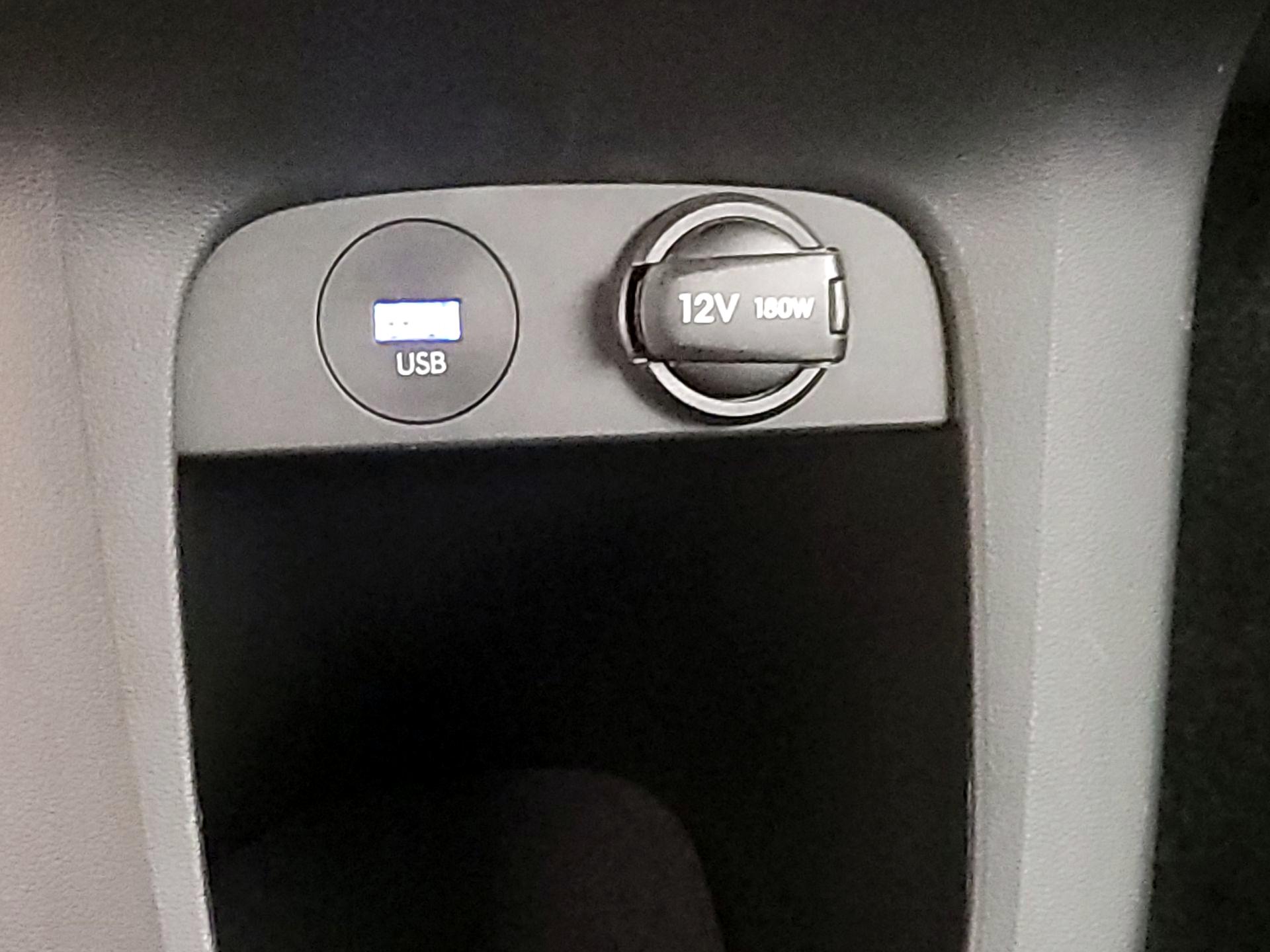 Thumbnail: 2023 Hyundai Ioniq 5 - 18