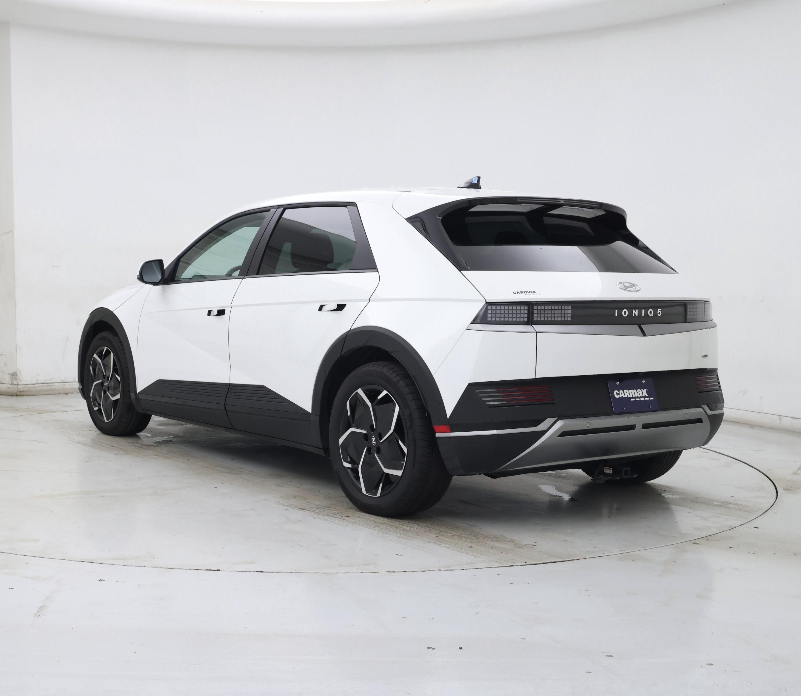 Thumbnail: 2023 Hyundai Ioniq 5 - 2