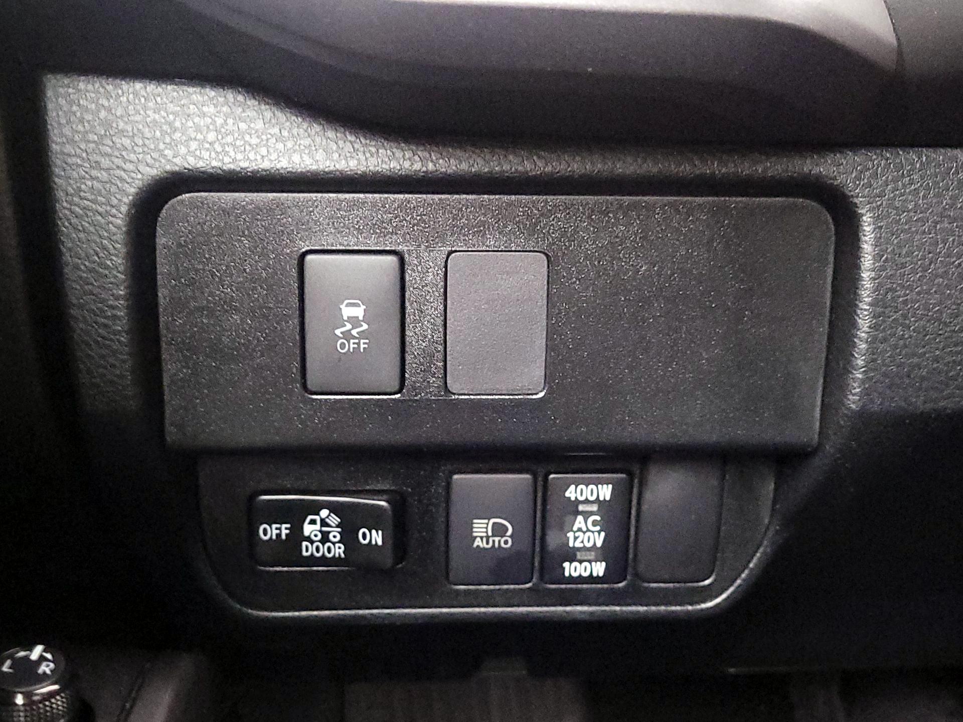 Thumbnail: 2021 Toyota Tacoma - 13