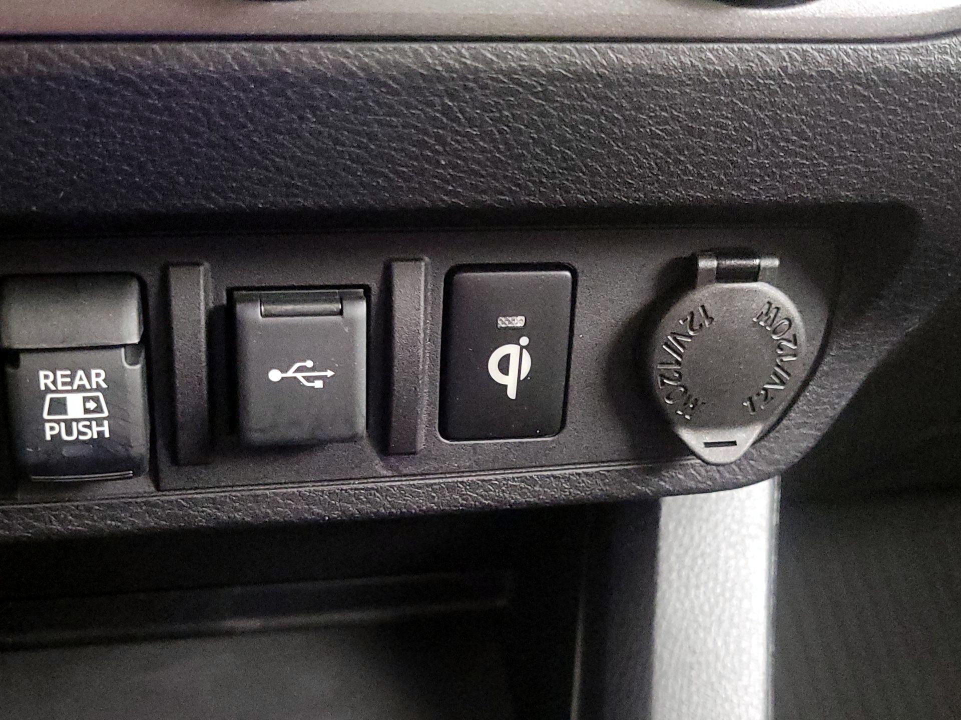 Thumbnail: 2021 Toyota Tacoma - 19