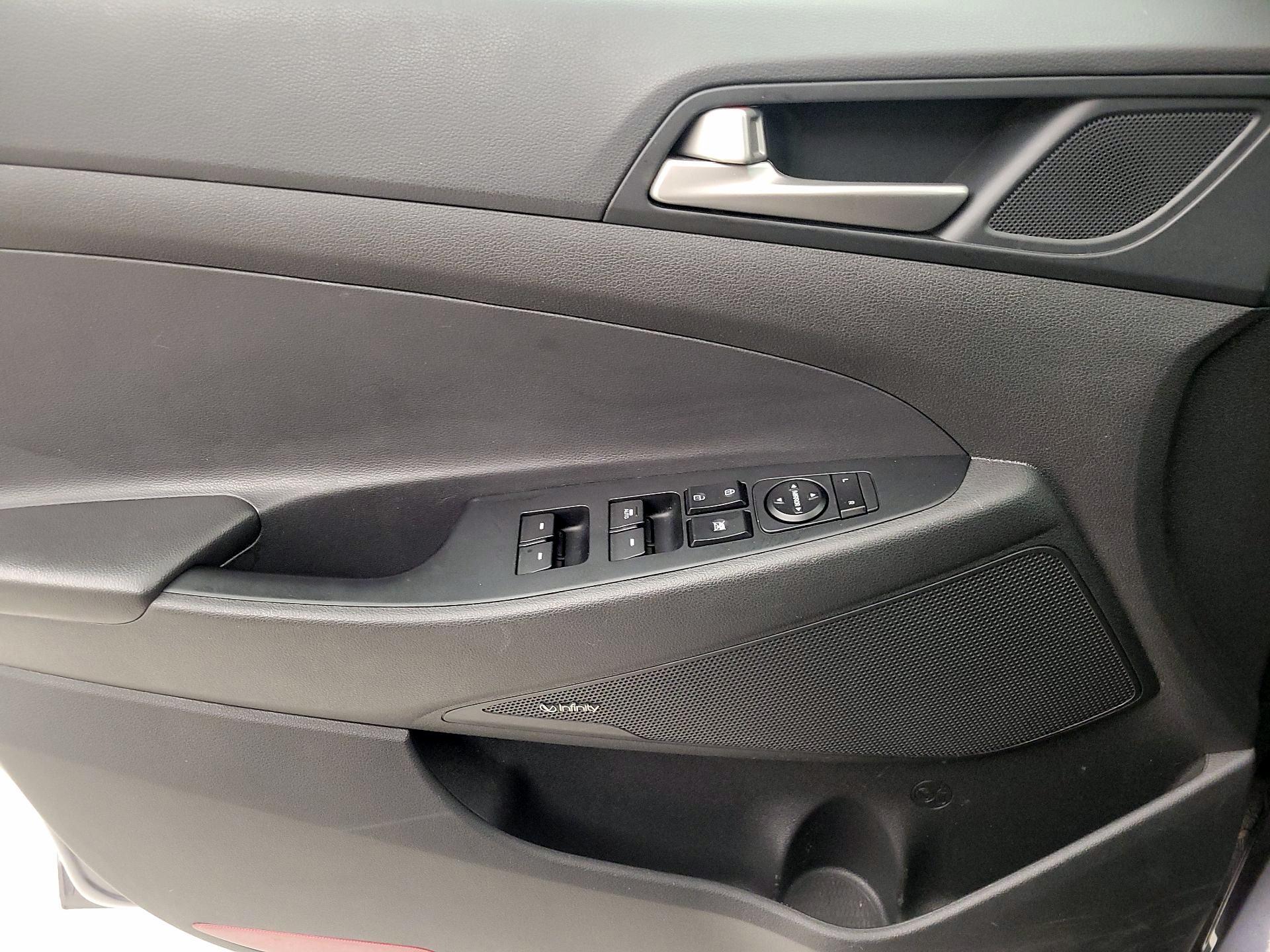 Thumbnail: 2018 Hyundai Tucson - 12