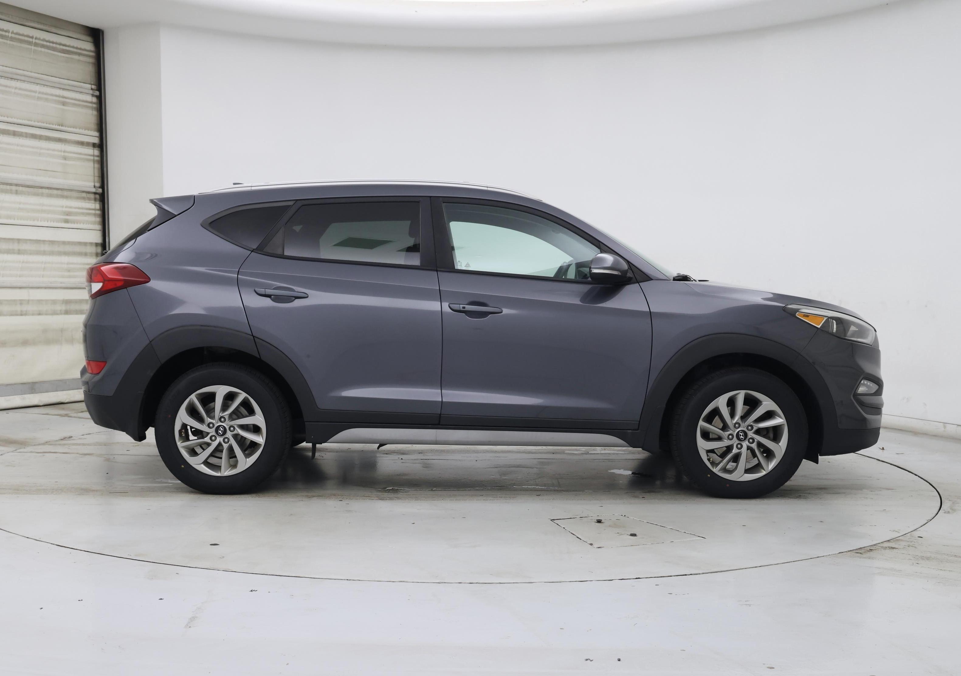 Thumbnail: 2018 Hyundai Tucson - 7