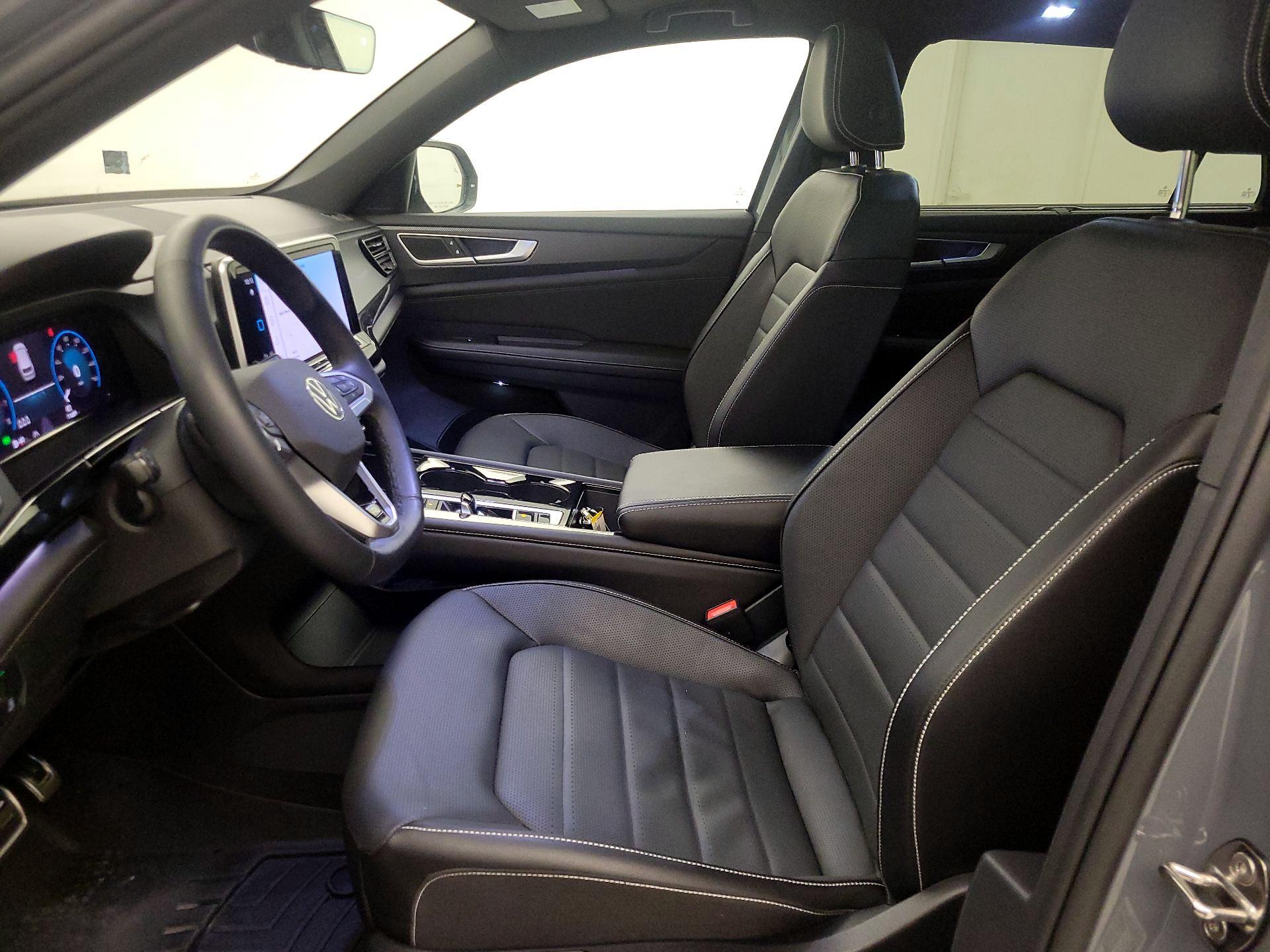 Thumbnail: 2025 Volkswagen Atlas - 11