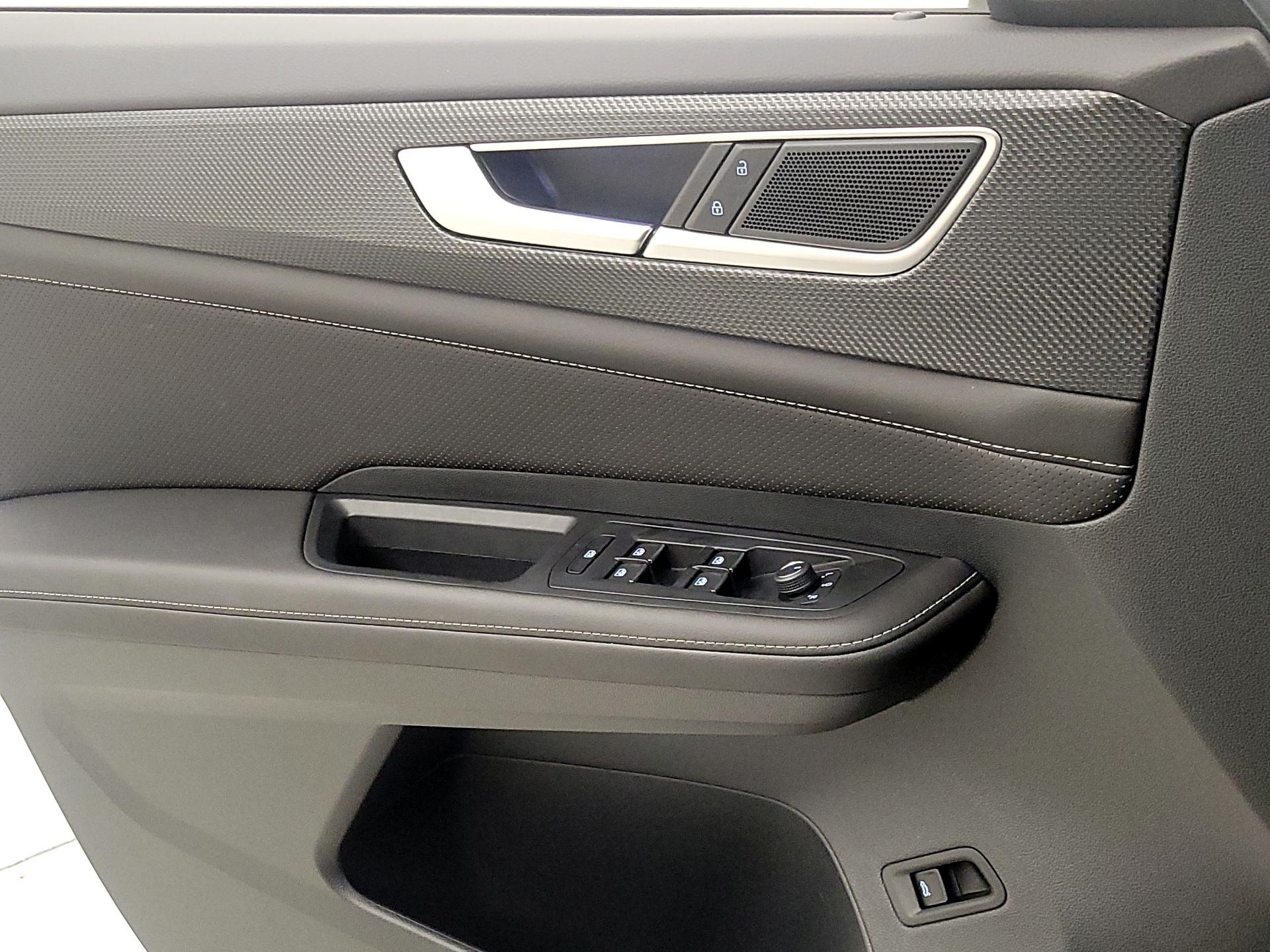 Thumbnail: 2025 Volkswagen Atlas - 12