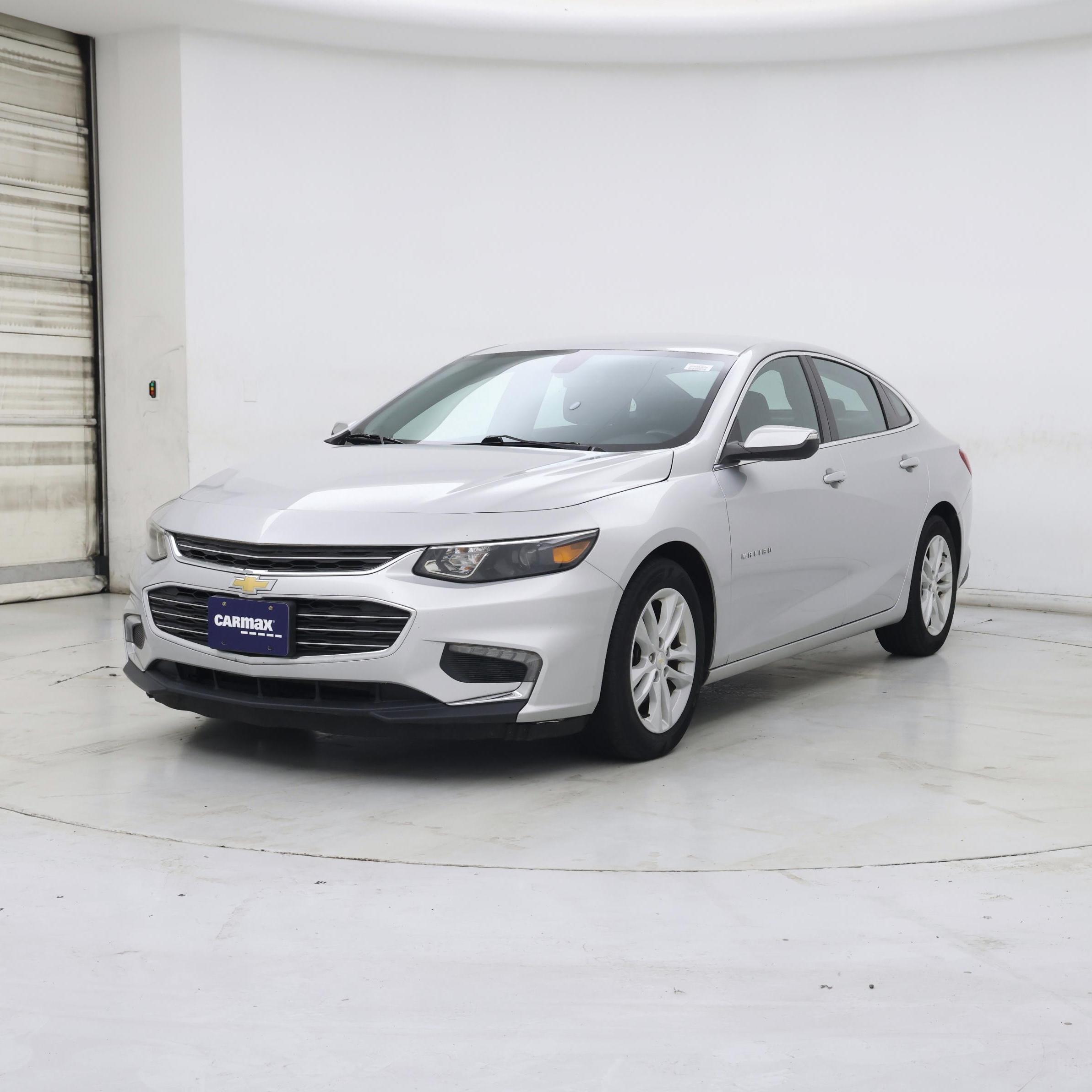Thumbnail: 2016 Chevrolet Malibu - 4
