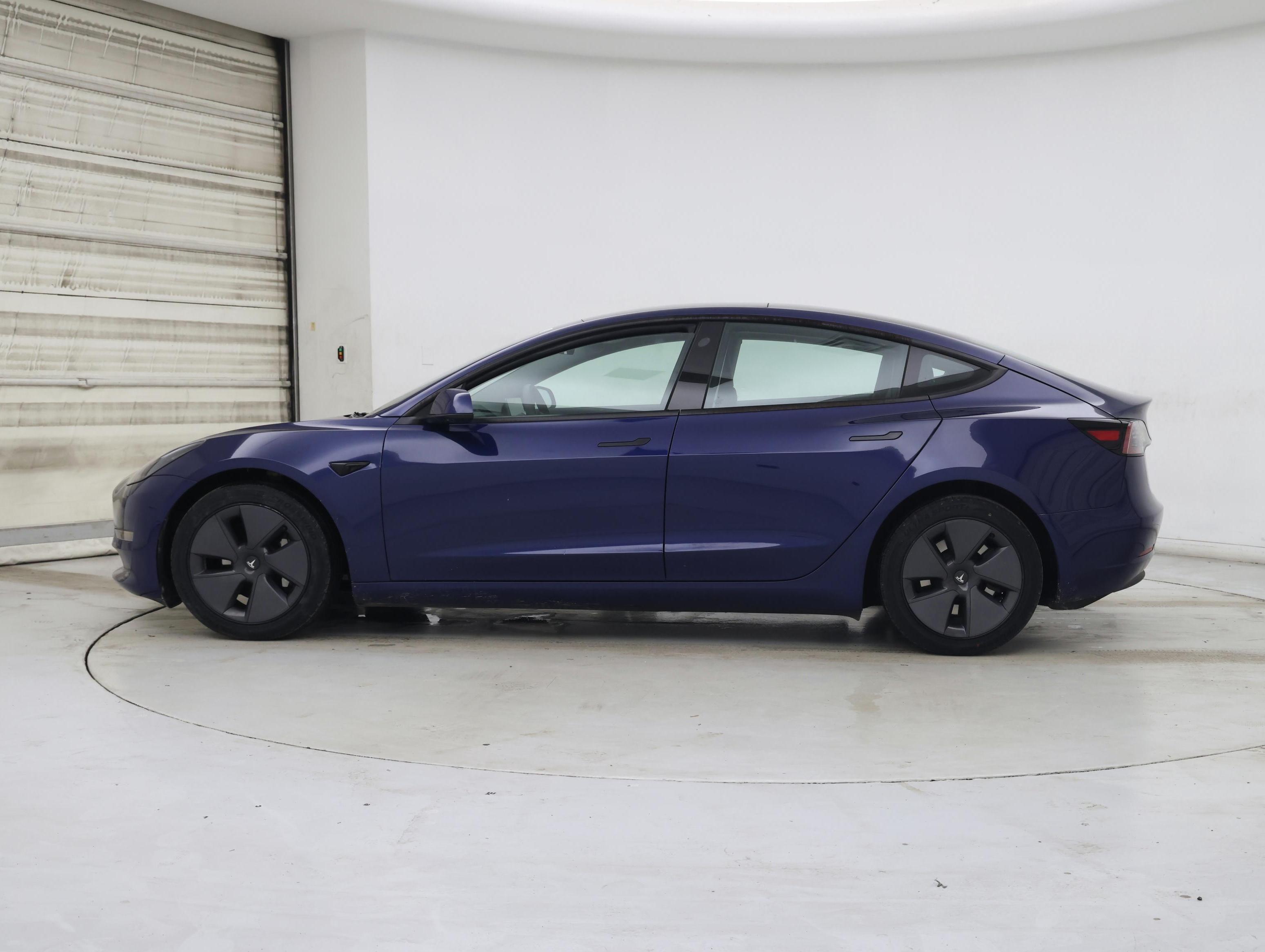 Thumbnail: 2022 Tesla Model 3 - 3