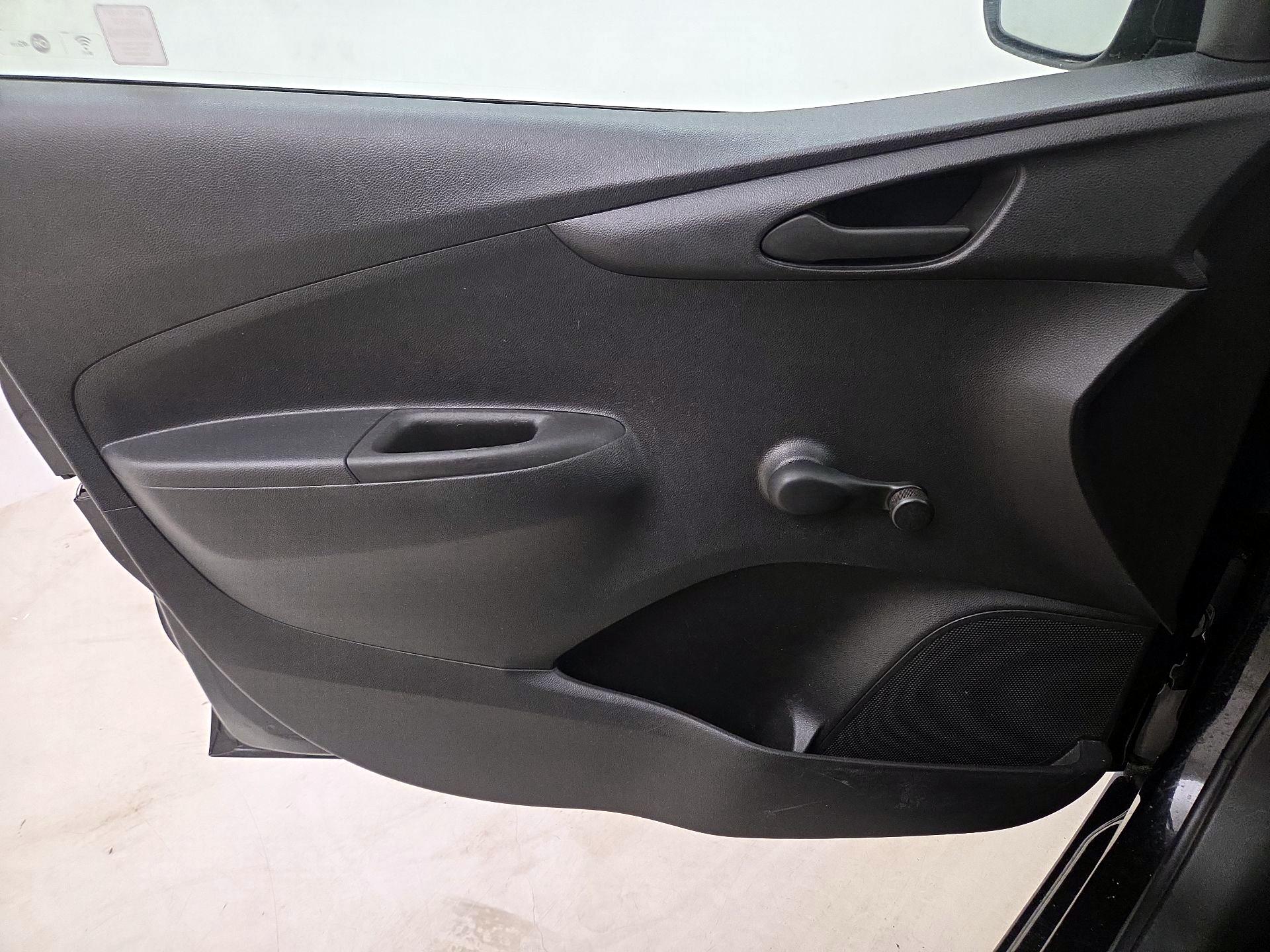 Thumbnail: 2017 Chevrolet Spark - 12