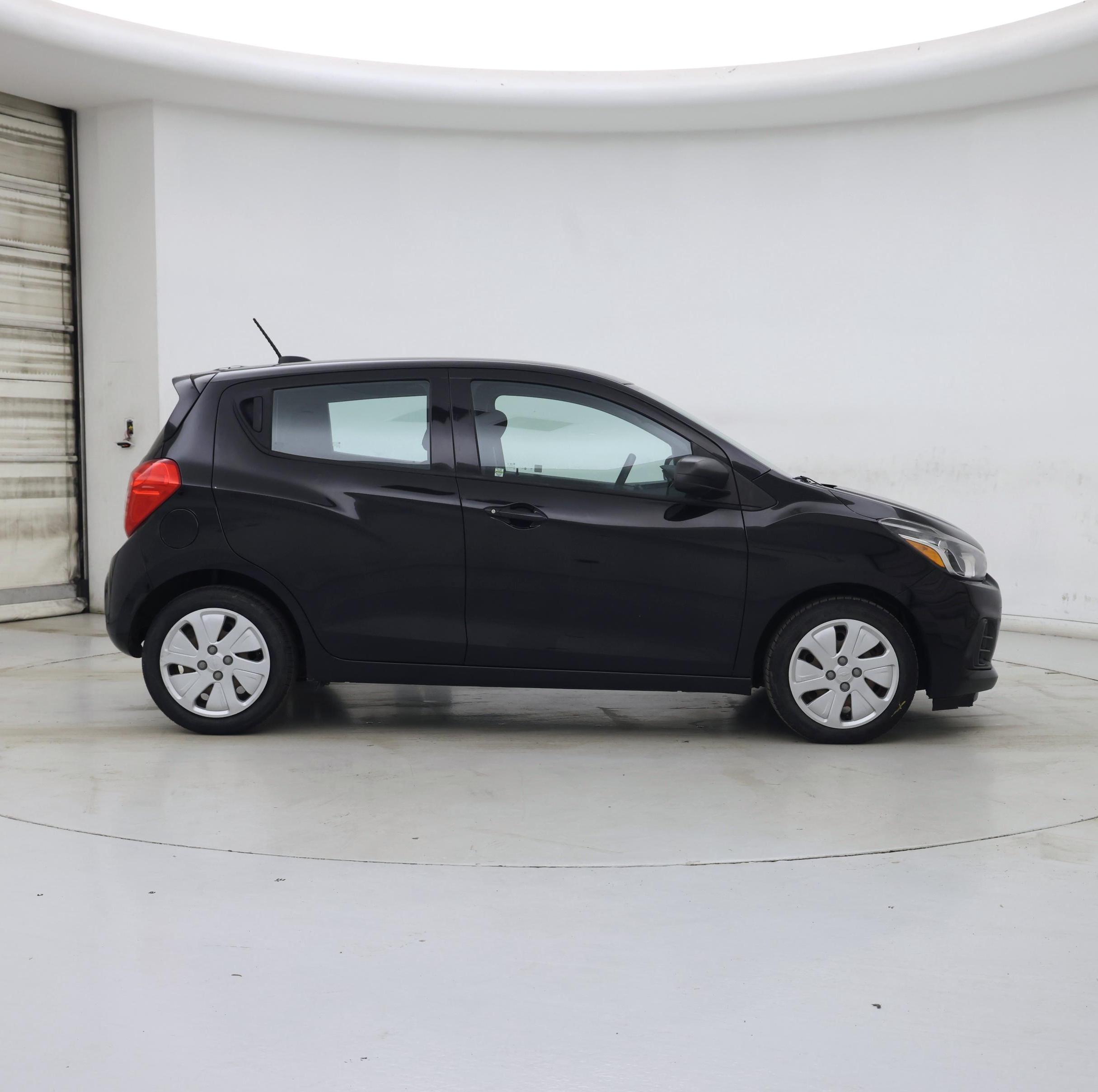 Thumbnail: 2017 Chevrolet Spark - 7
