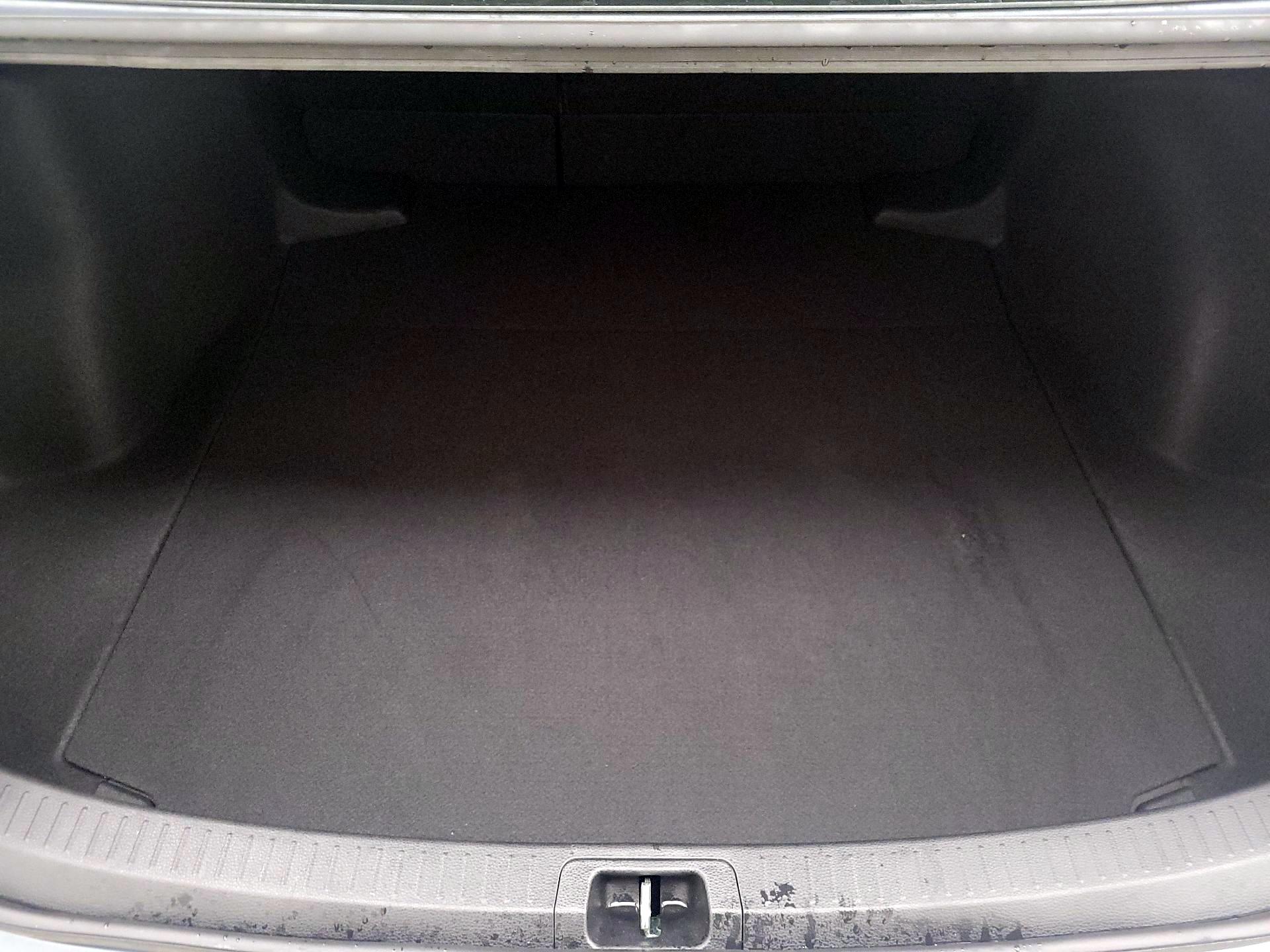 Thumbnail: 2022 Toyota Corolla - 20