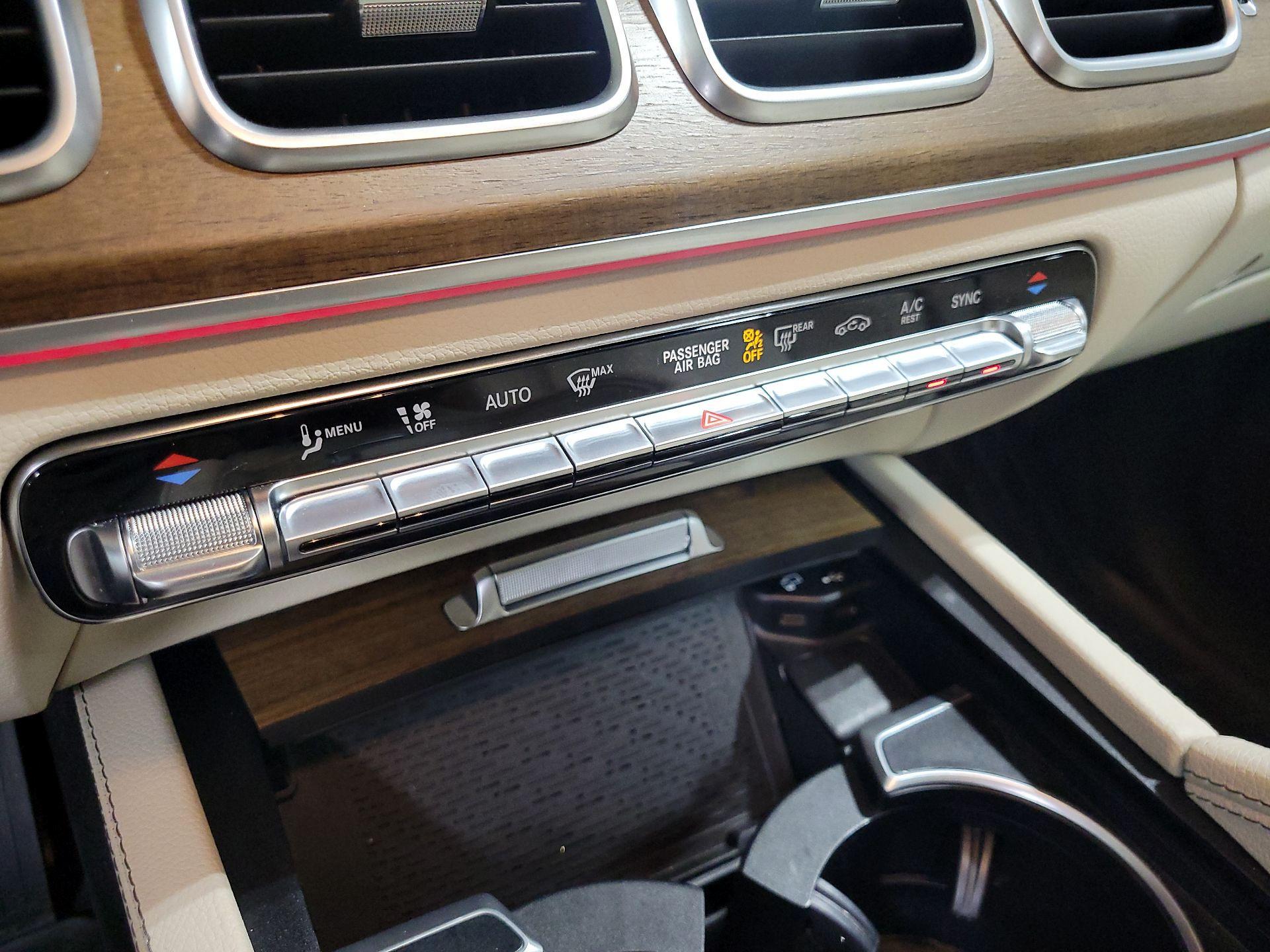 Thumbnail: 2023 Mercedes-Benz GLE - 17