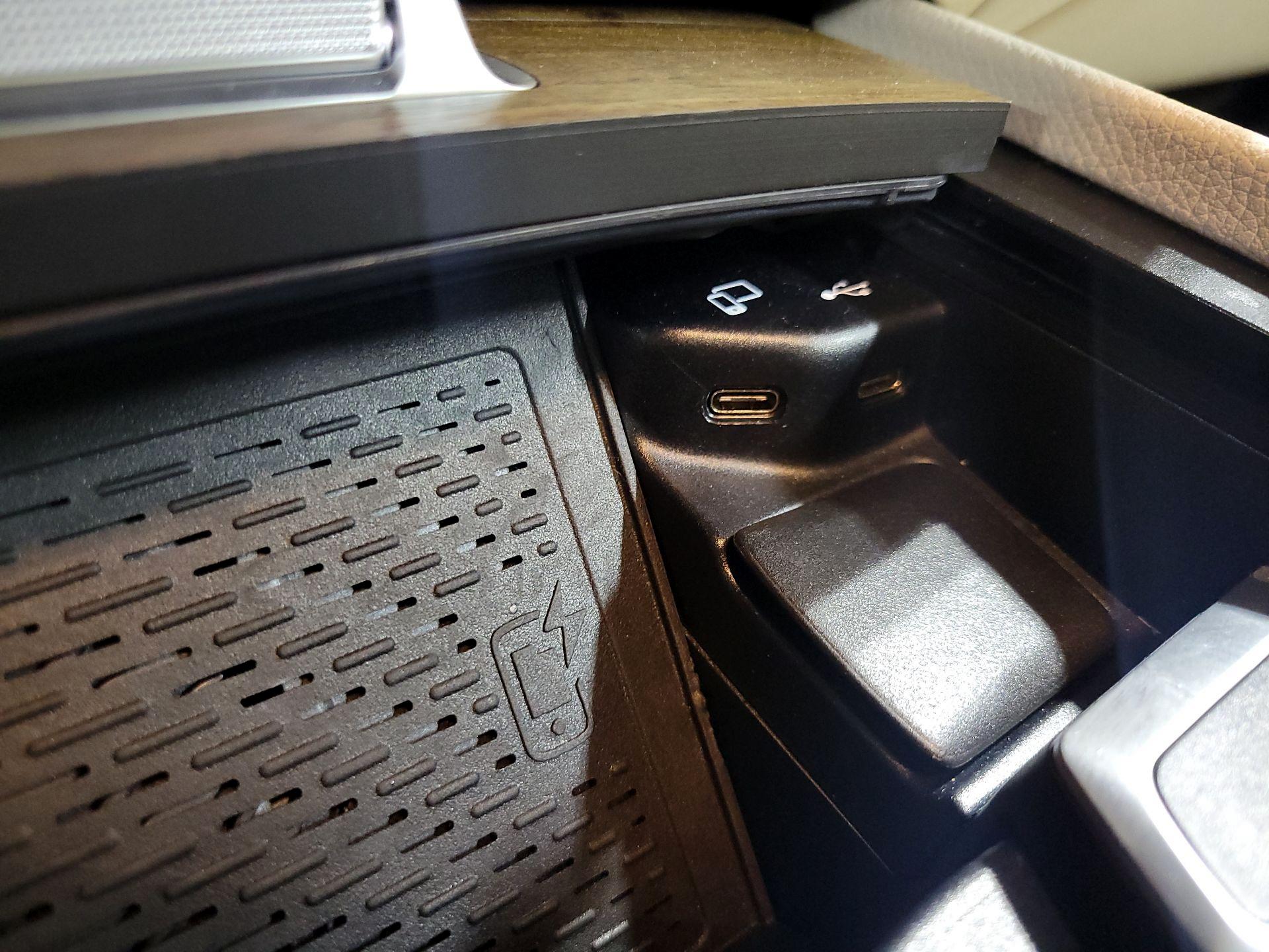 Thumbnail: 2023 Mercedes-Benz GLE - 19