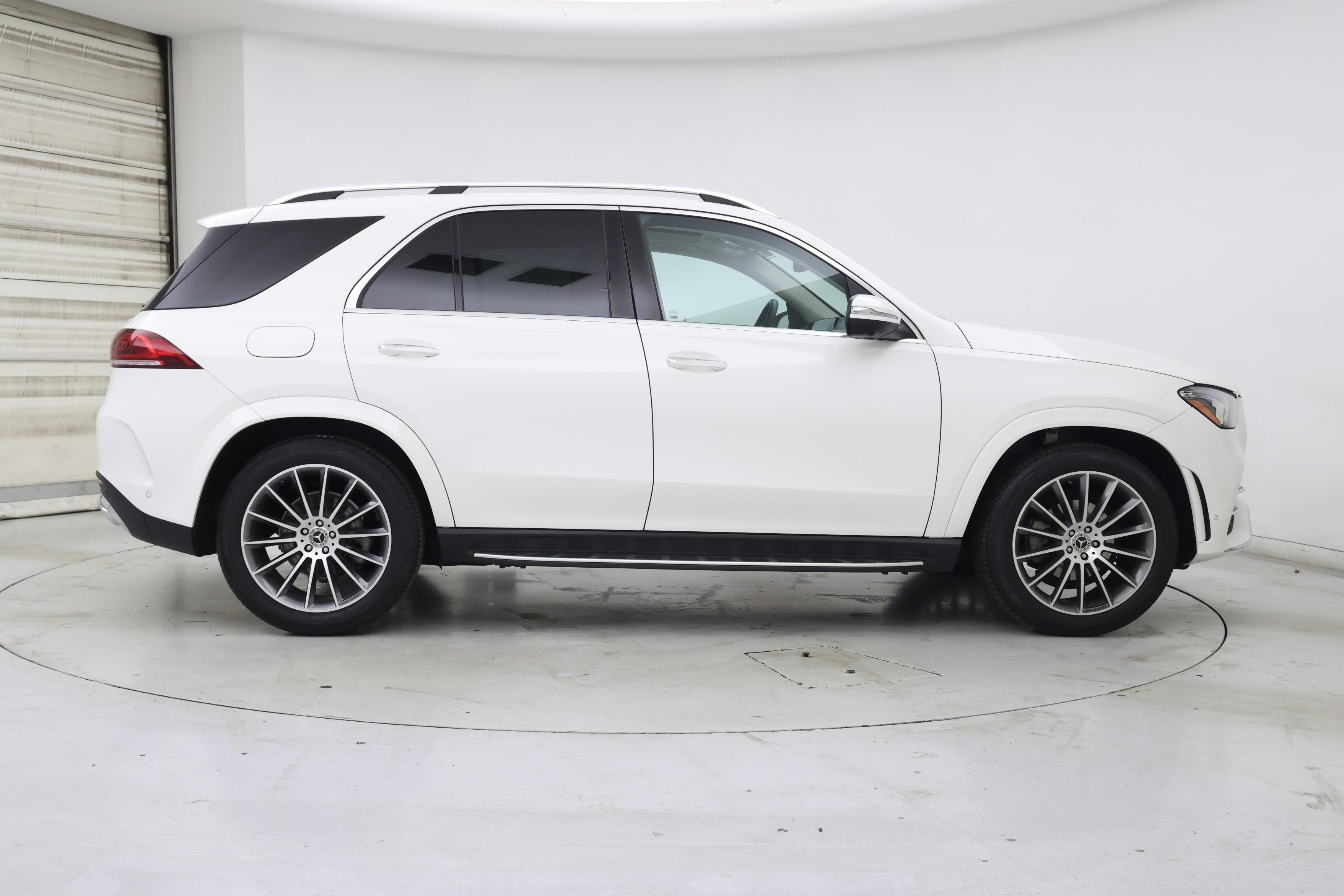 Thumbnail: 2023 Mercedes-Benz GLE - 7