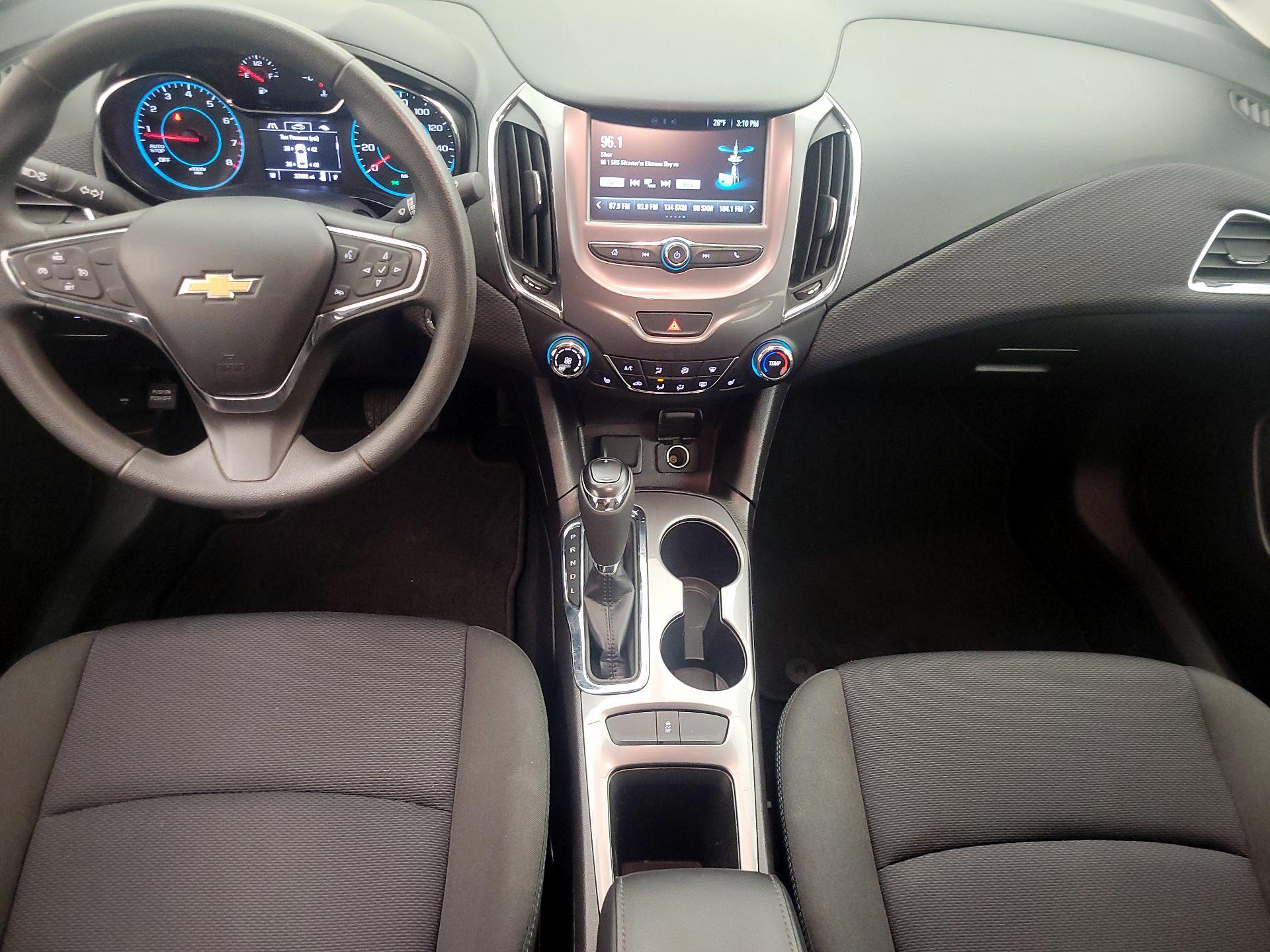 Thumbnail: 2016 Chevrolet Cruze - 9