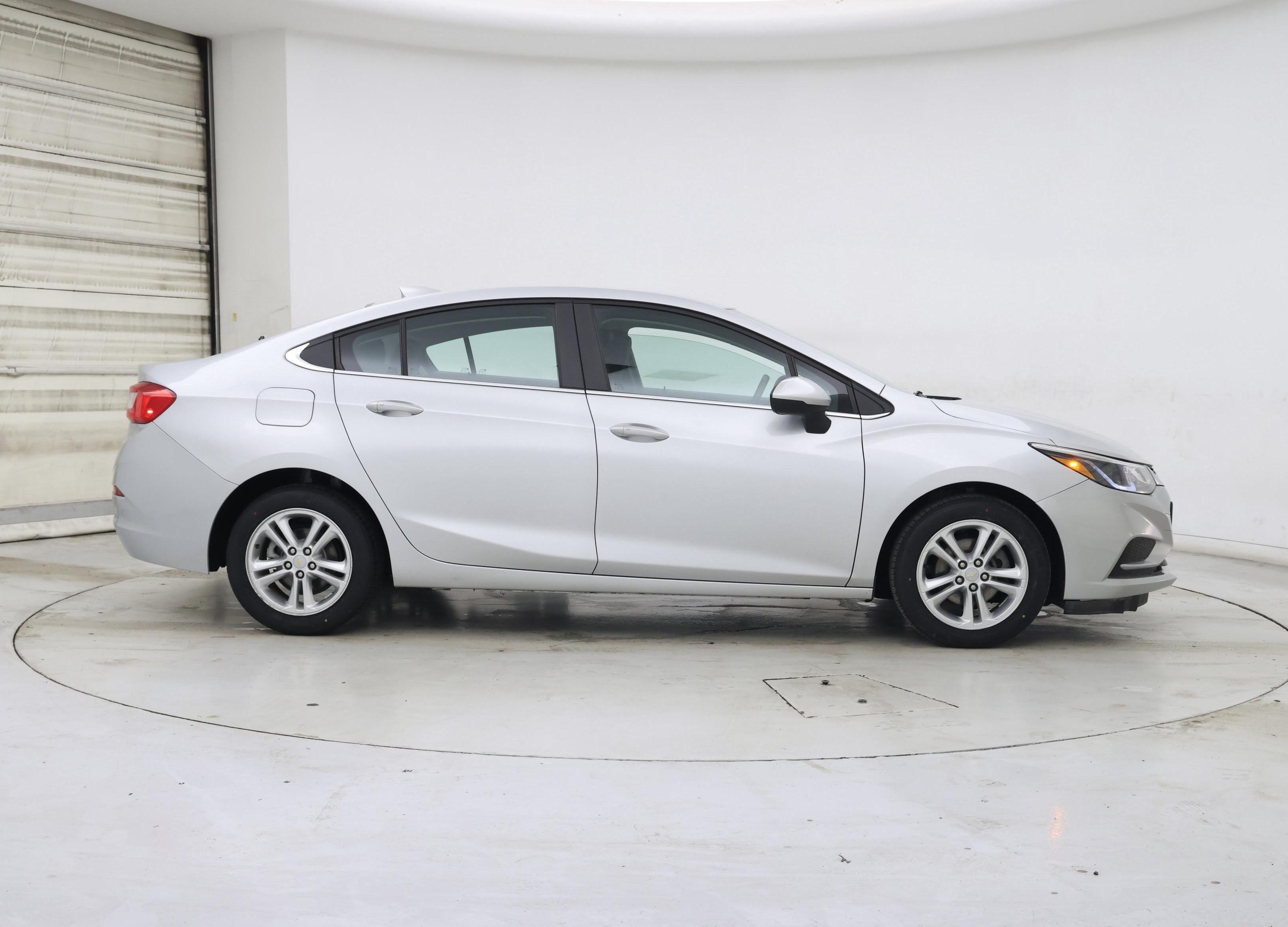 Thumbnail: 2016 Chevrolet Cruze - 7