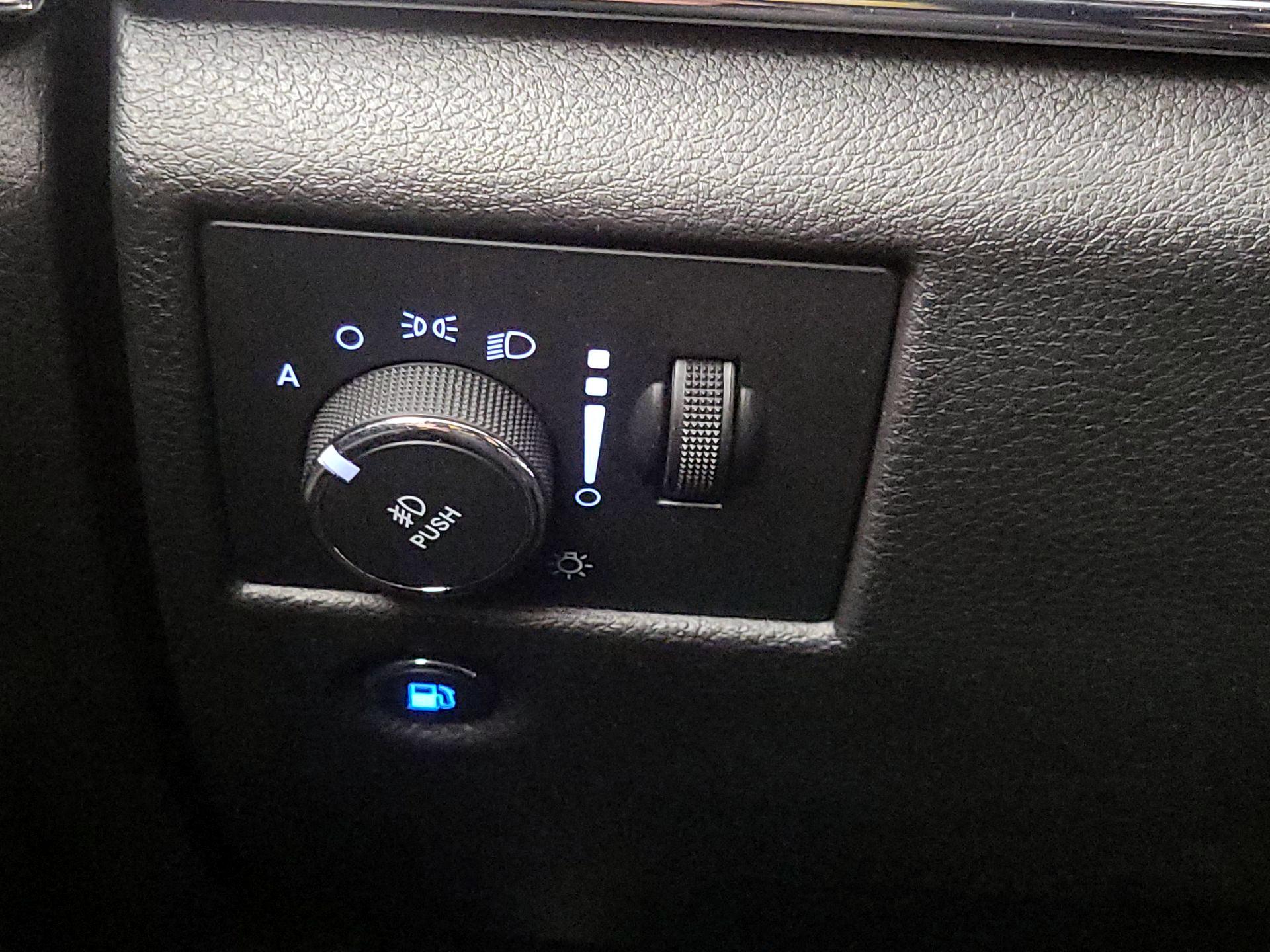 Thumbnail: 2020 Jeep Grand Cherokee - 13