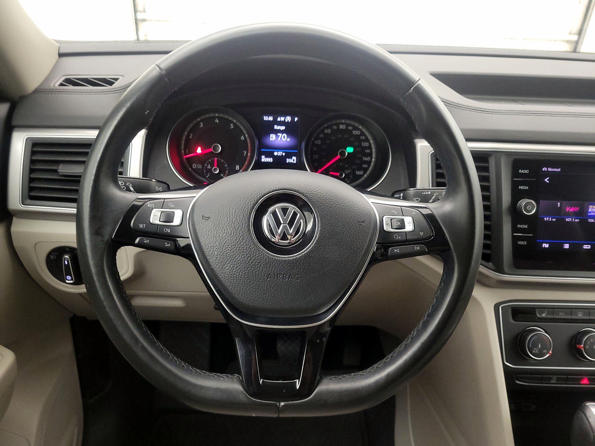 Thumbnail: 2018 Volkswagen Atlas - 10