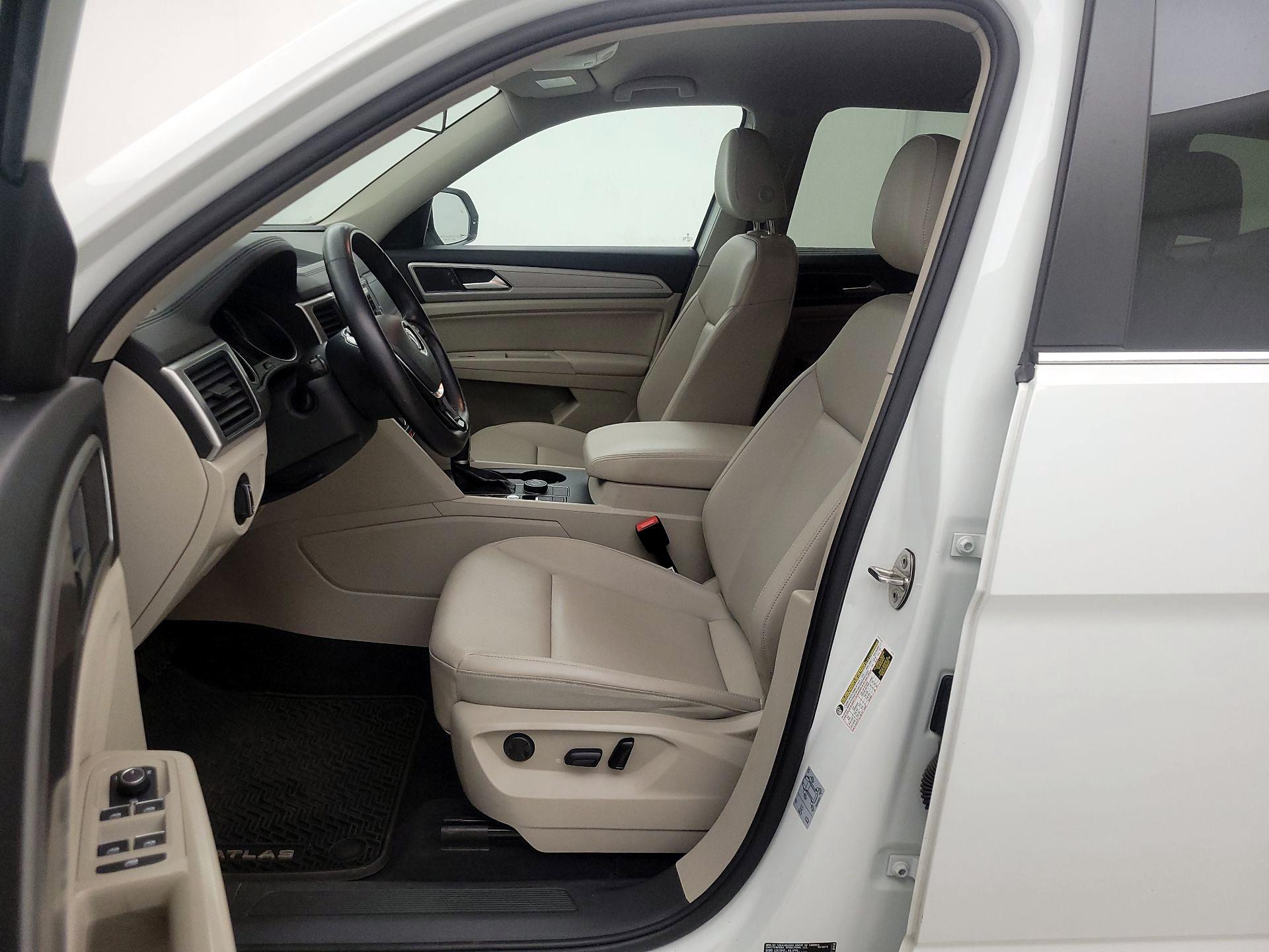 Thumbnail: 2018 Volkswagen Atlas - 11