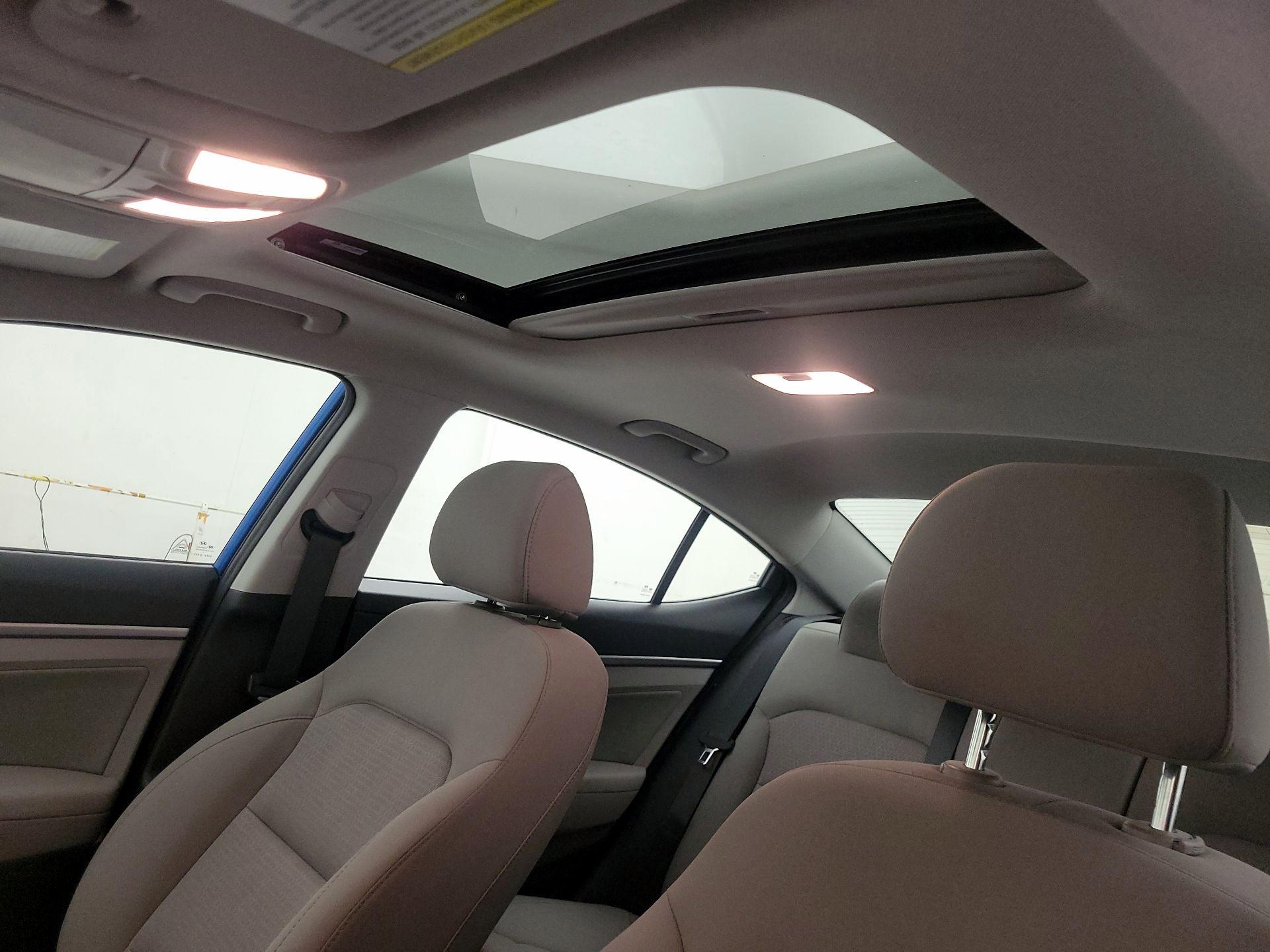 Thumbnail: 2018 Hyundai Elantra - 19