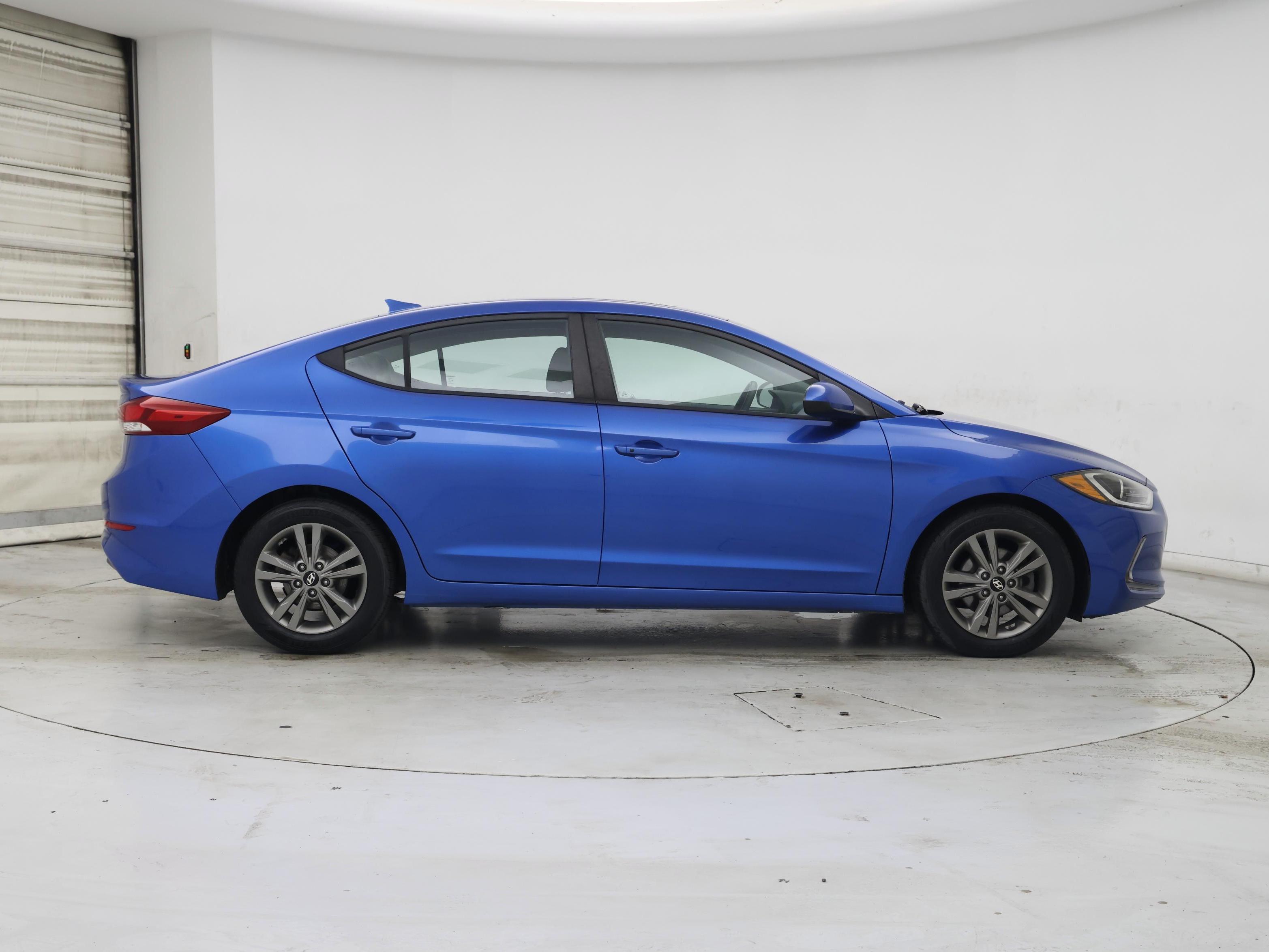 Thumbnail: 2018 Hyundai Elantra - 7