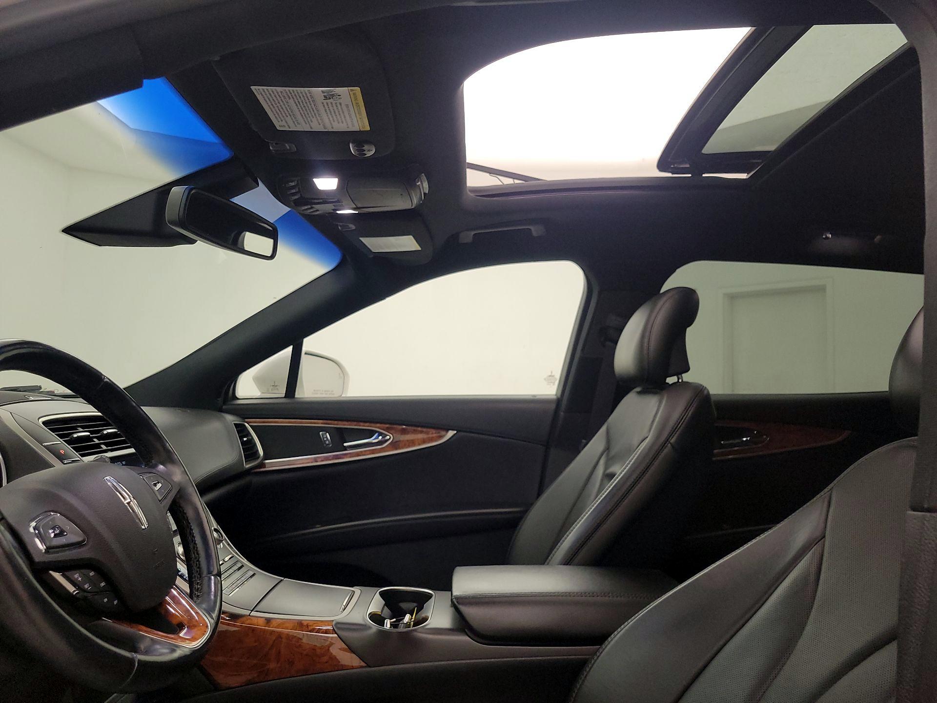 Thumbnail: 2016 Lincoln MKX - 19