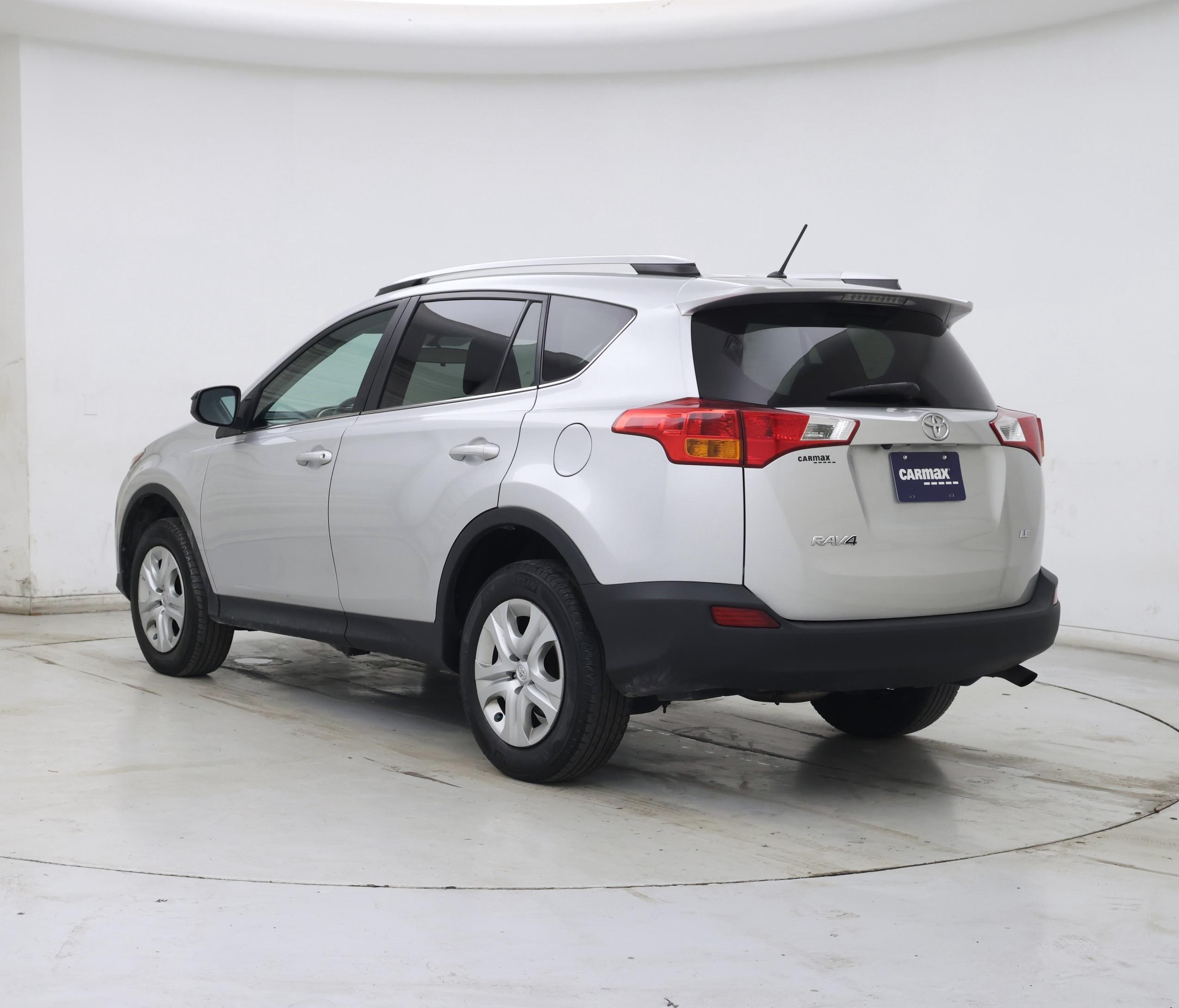 Thumbnail: 2015 Toyota RAV4 - 2