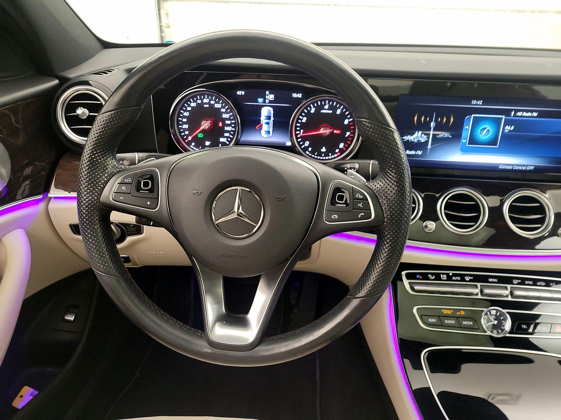 Thumbnail: 2017 Mercedes-Benz E-Class - 10