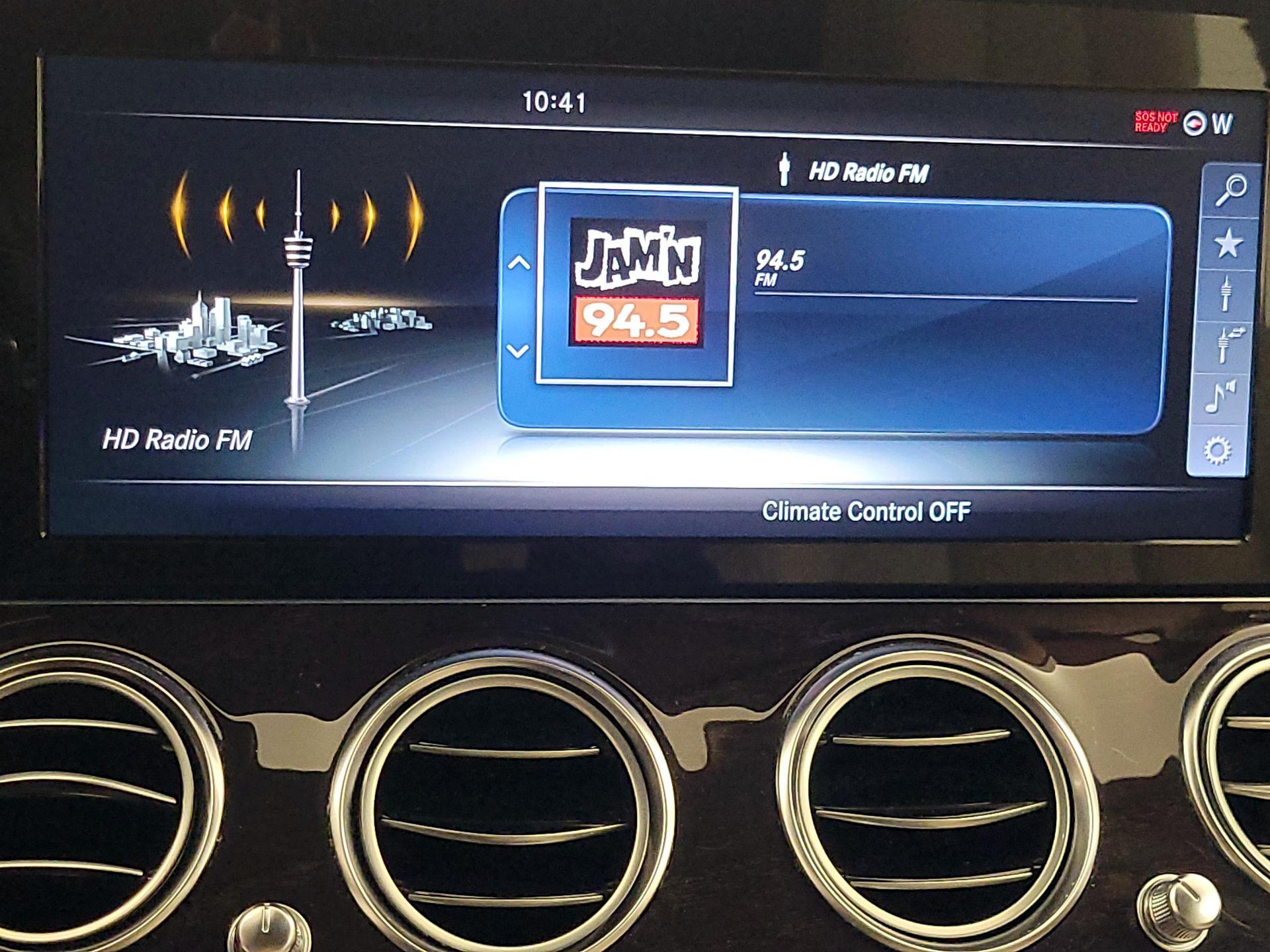 Thumbnail: 2017 Mercedes-Benz E-Class - 15