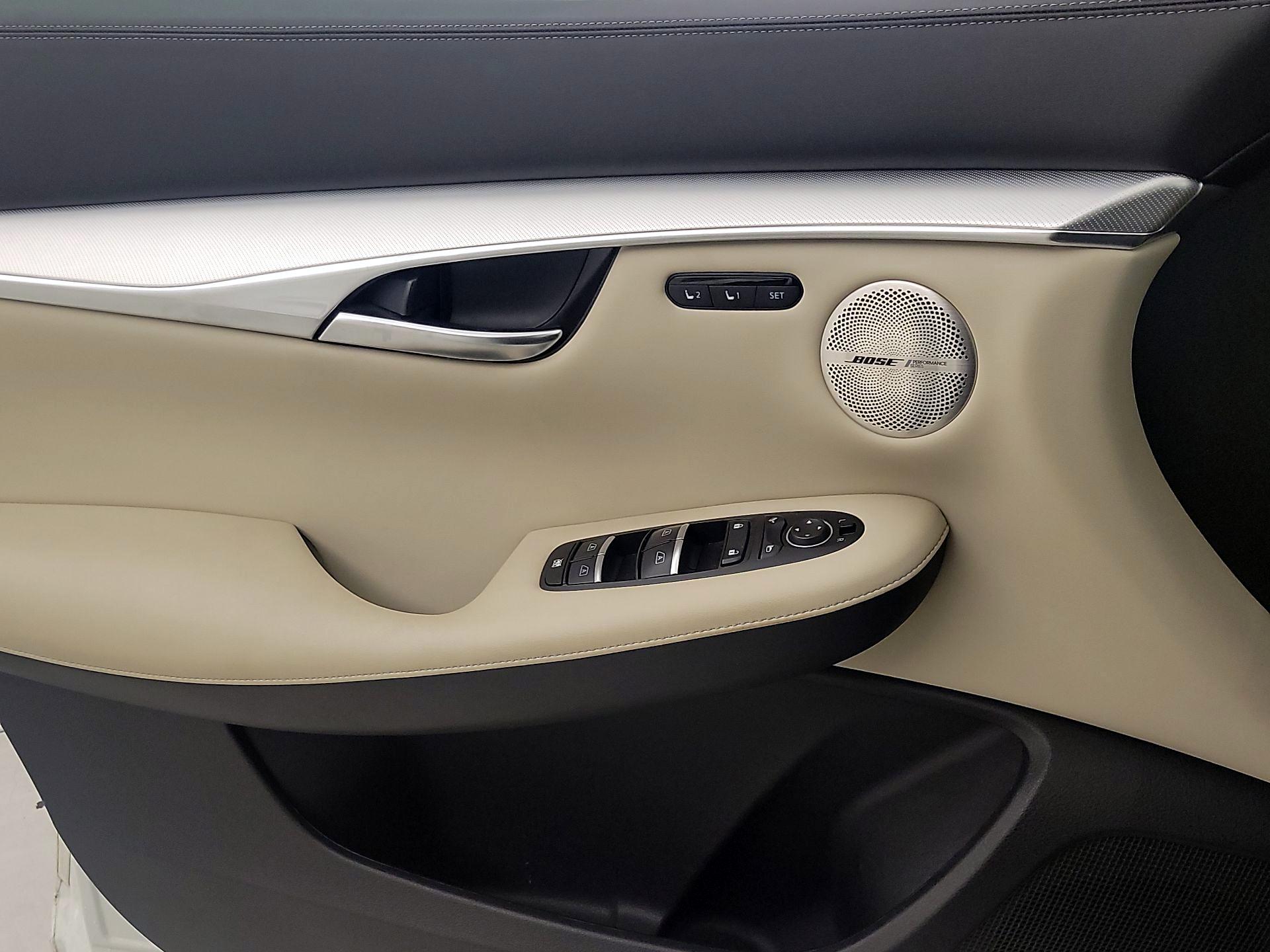 Thumbnail: 2022 INFINITI QX50 - 12