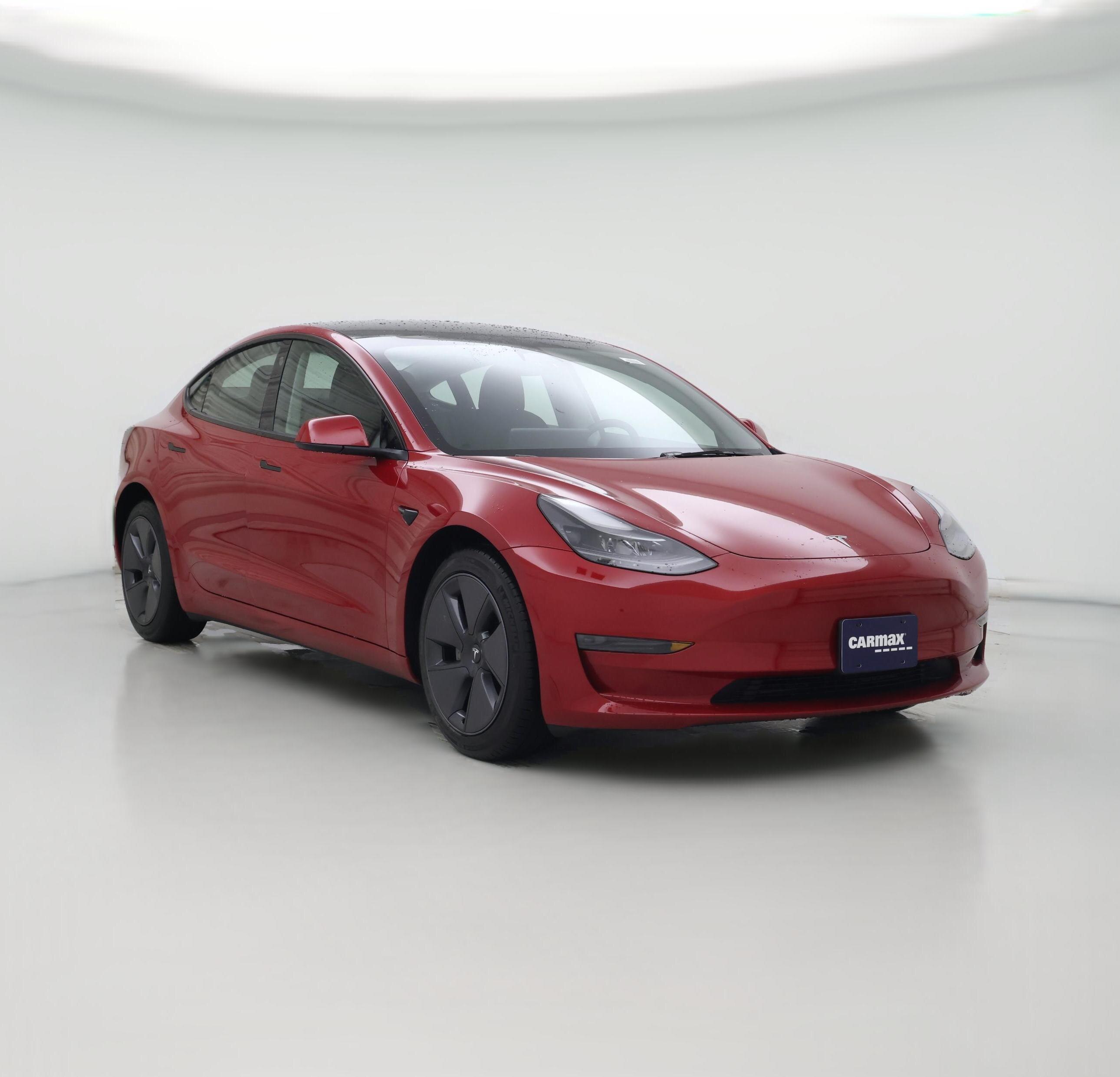 Thumbnail: 2023 Tesla Model 3 - 1