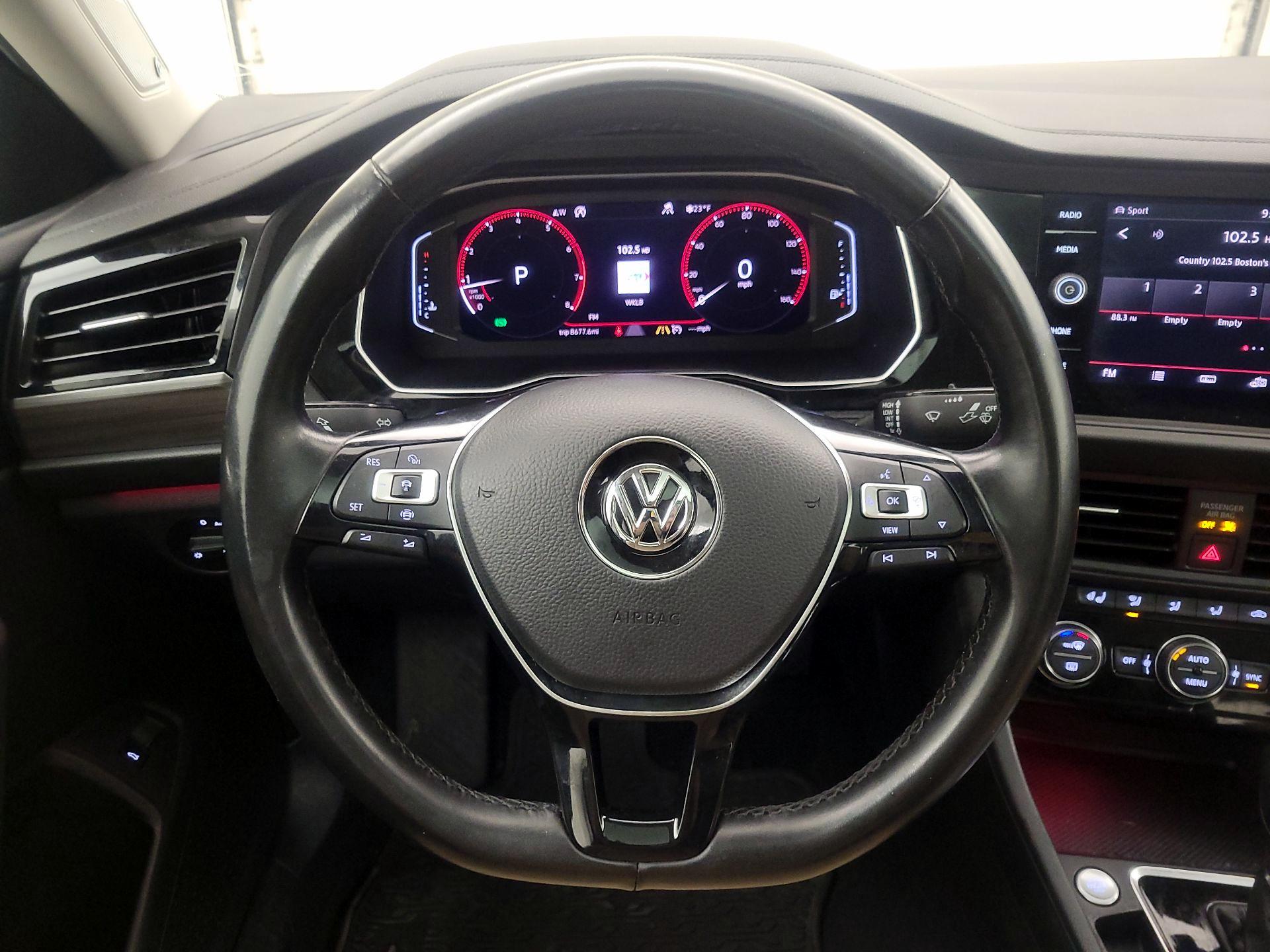 Thumbnail: 2019 Volkswagen Jetta - 10