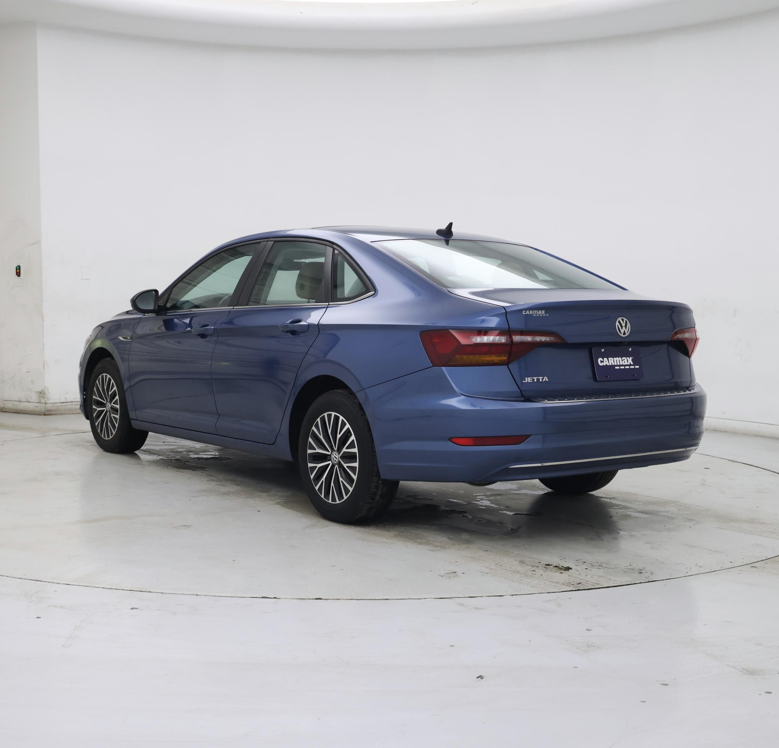 Thumbnail: 2019 Volkswagen Jetta - 2