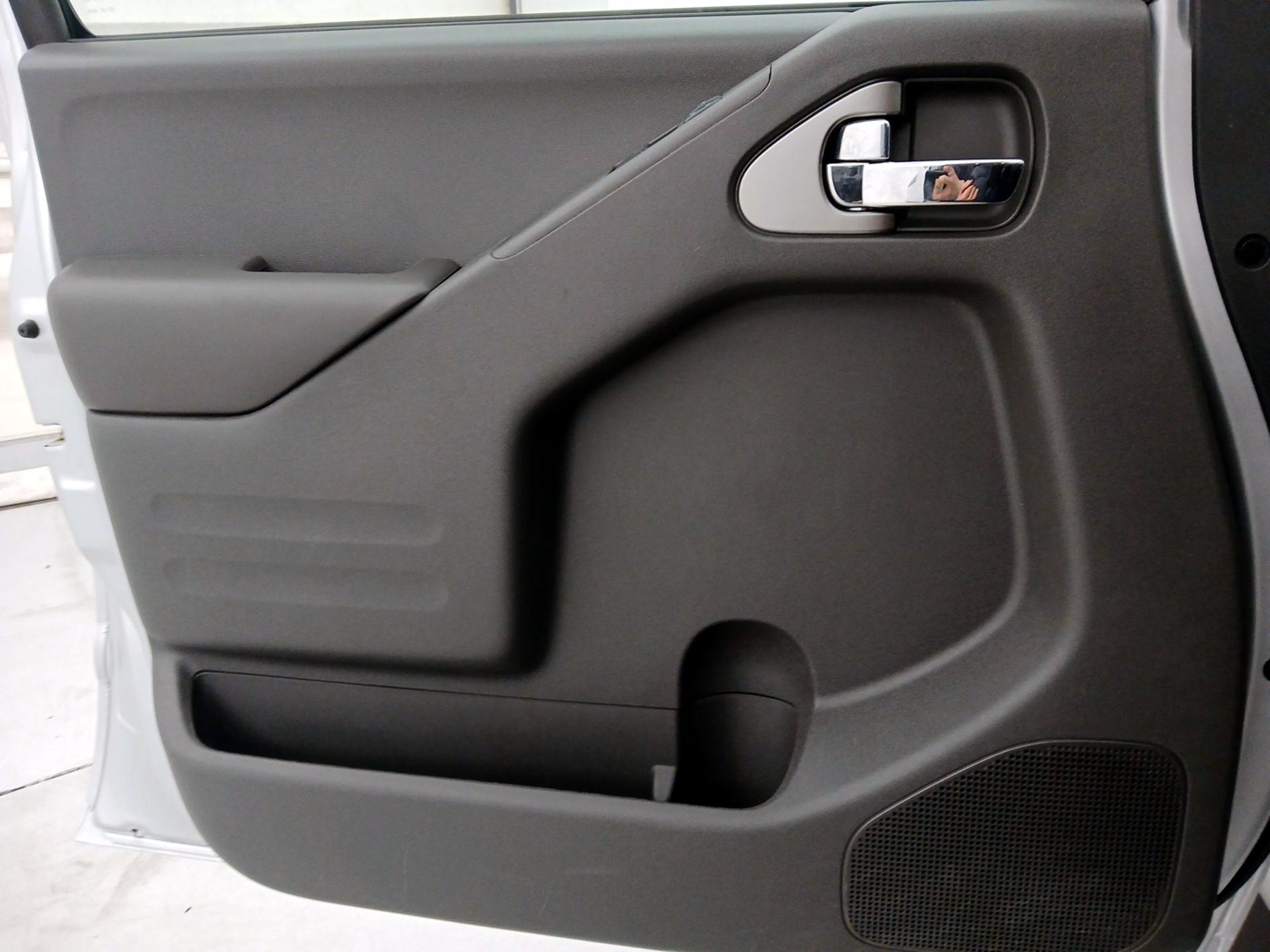 Thumbnail: 2019 Nissan Frontier - 12