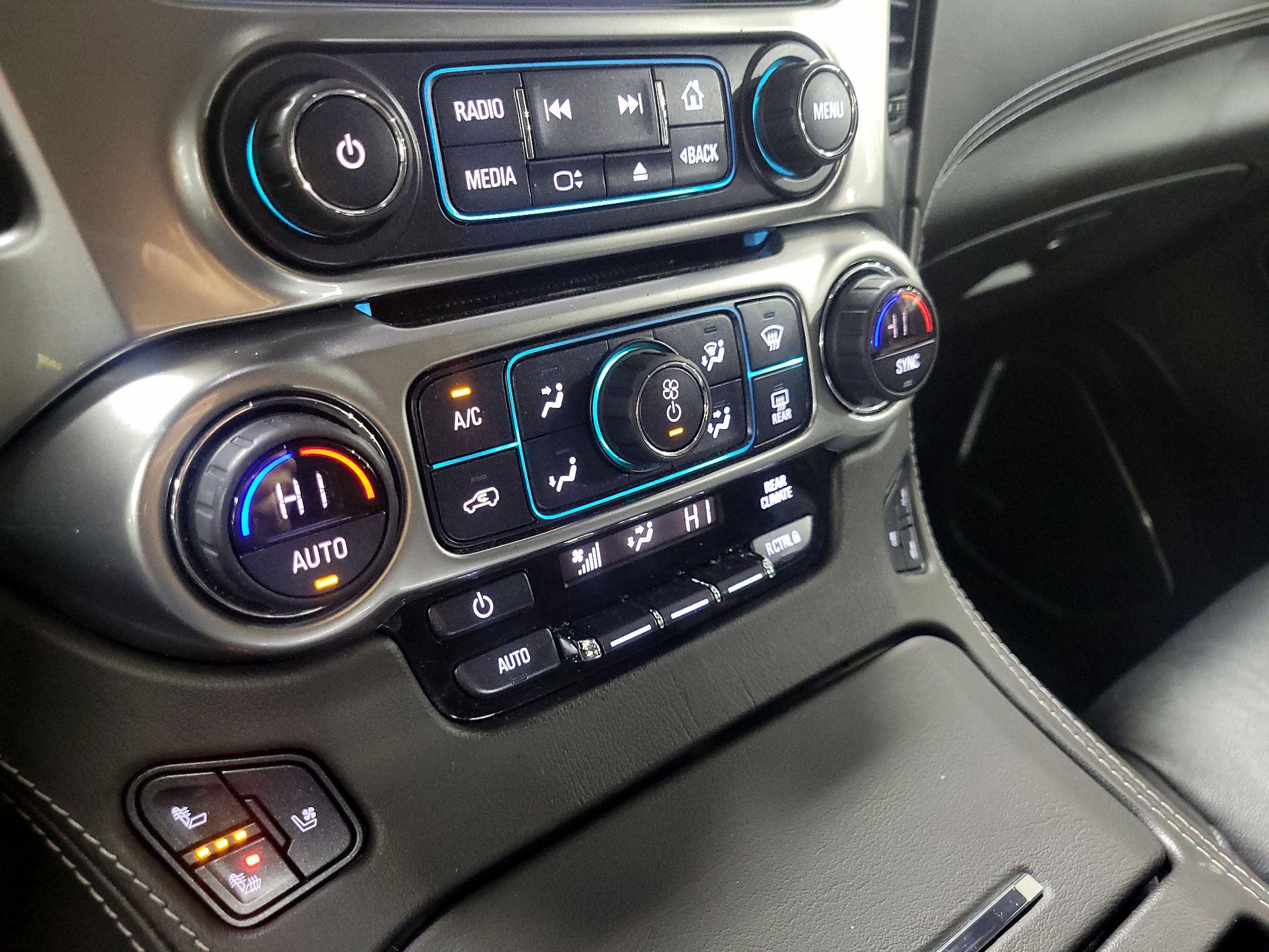 Thumbnail: 2020 Chevrolet Suburban - 16