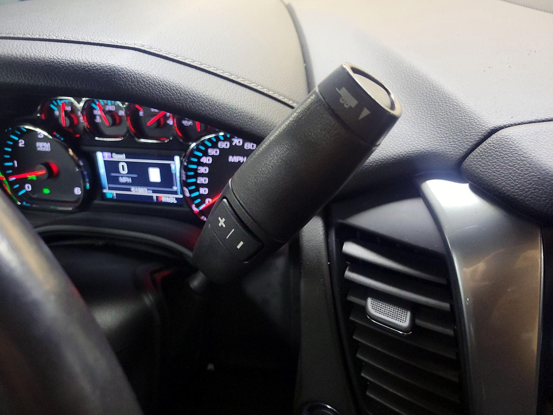 Thumbnail: 2020 Chevrolet Suburban - 17