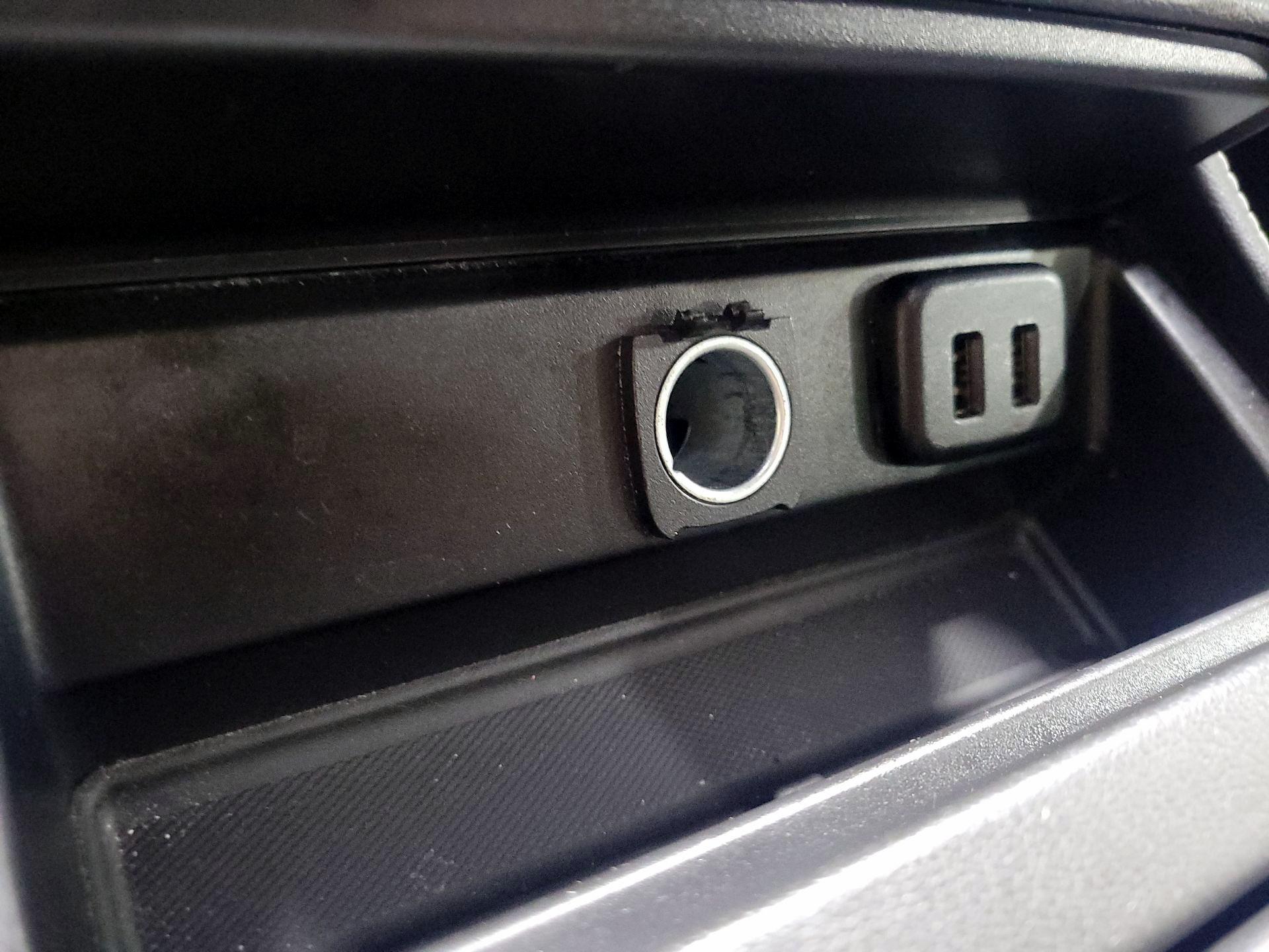 Thumbnail: 2020 Chevrolet Suburban - 18