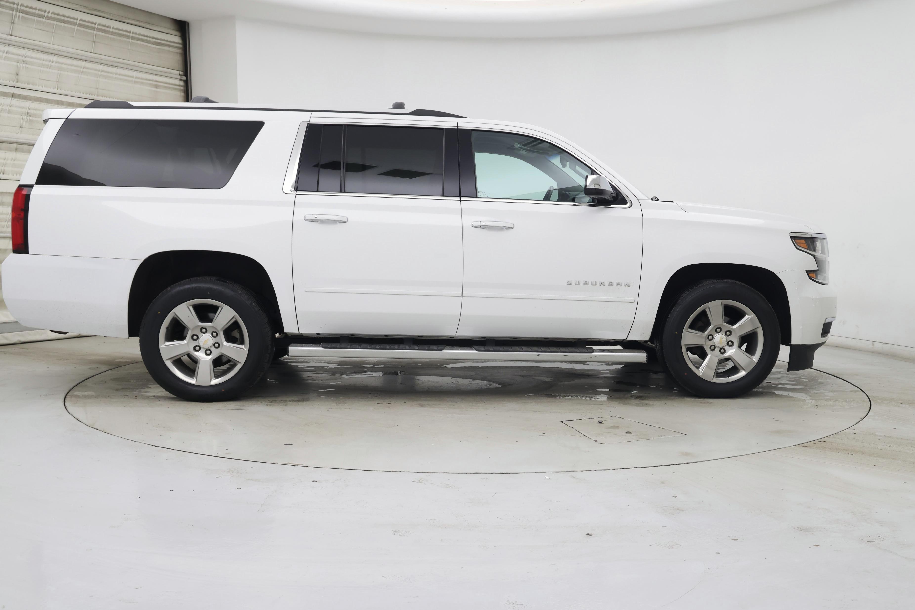 Thumbnail: 2020 Chevrolet Suburban - 7