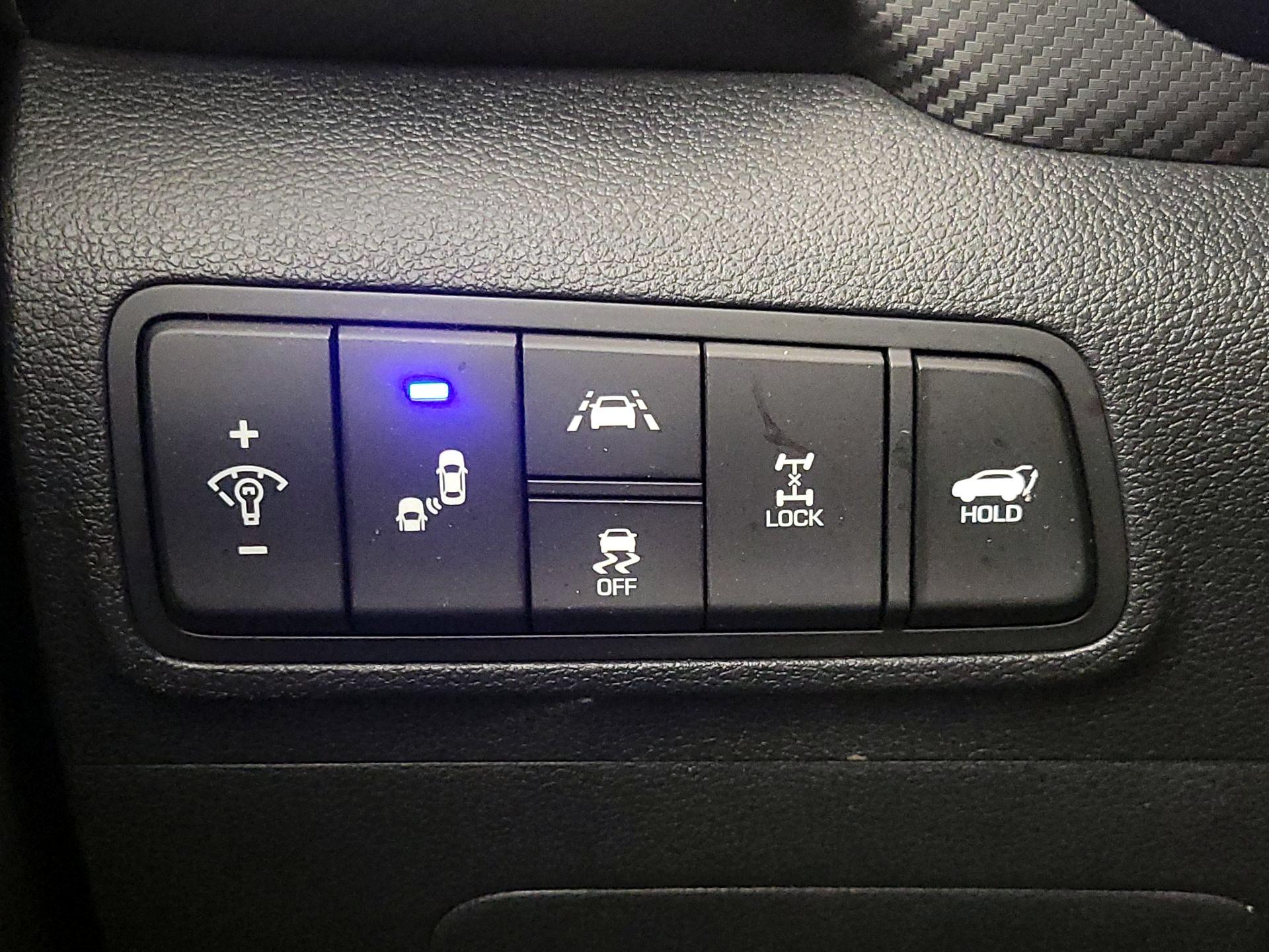 Thumbnail: 2019 Hyundai Tucson - 13