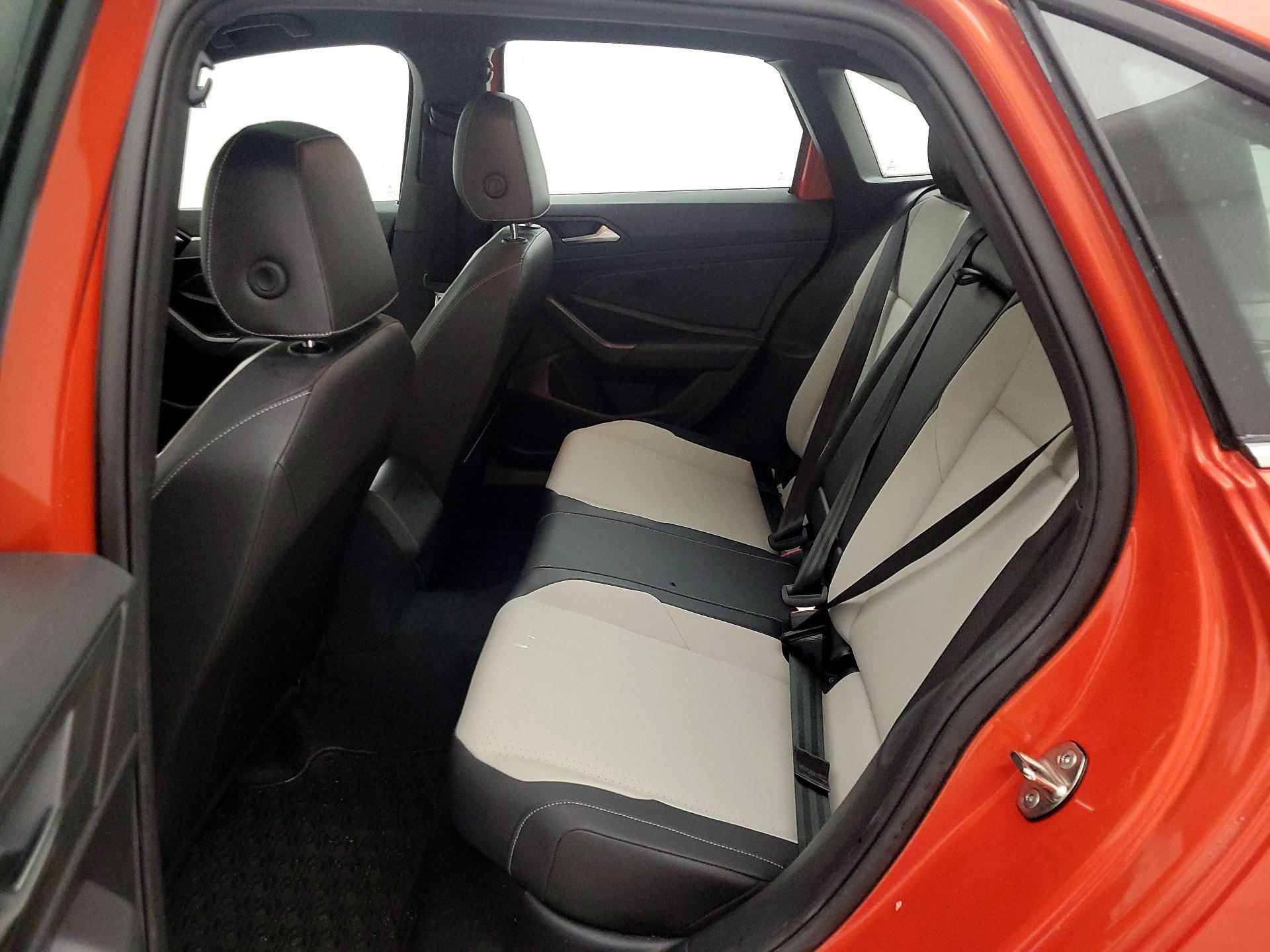 Thumbnail: 2019 Volkswagen Jetta - 20