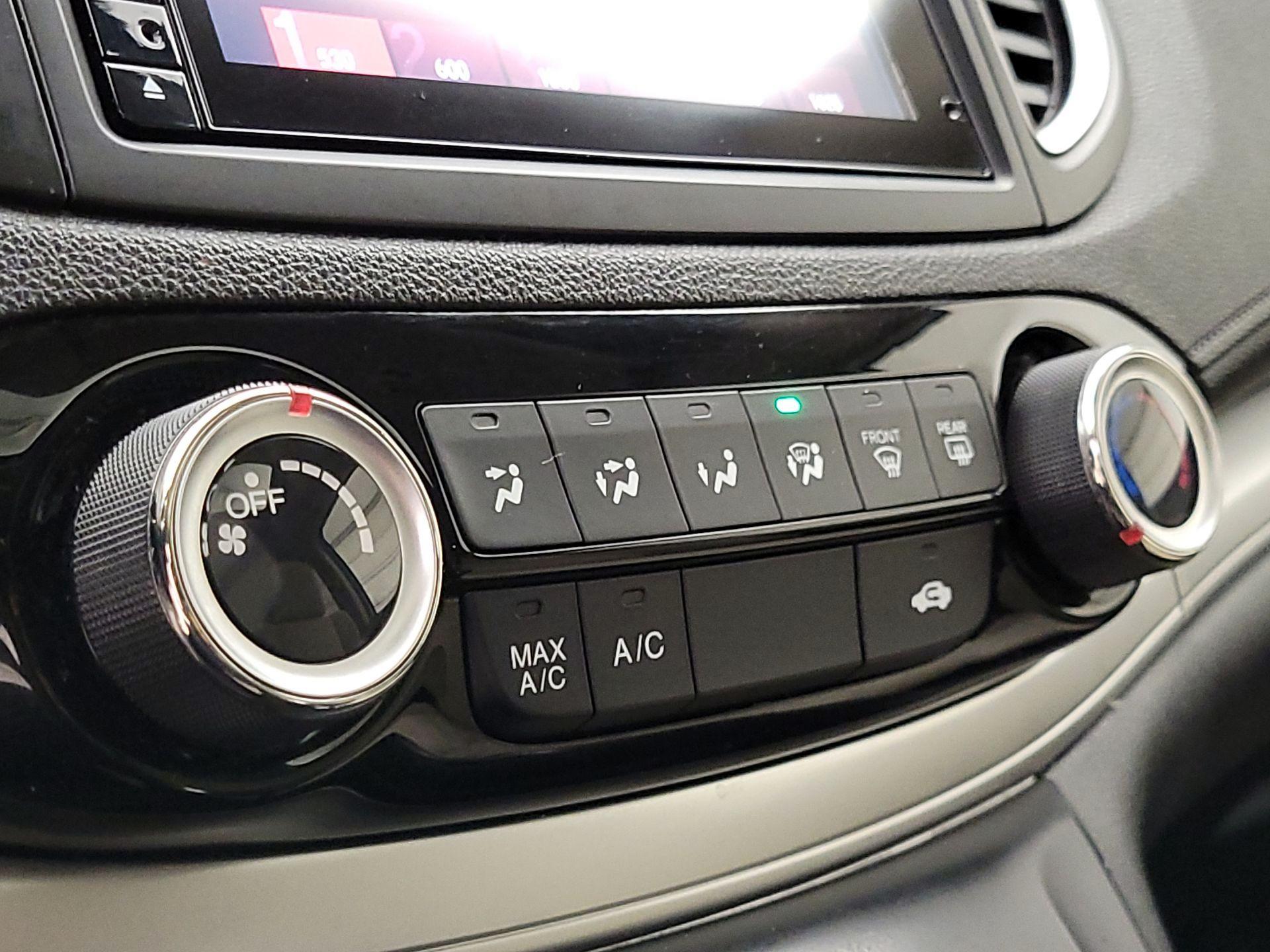 Thumbnail: 2016 Honda CR-V - 16